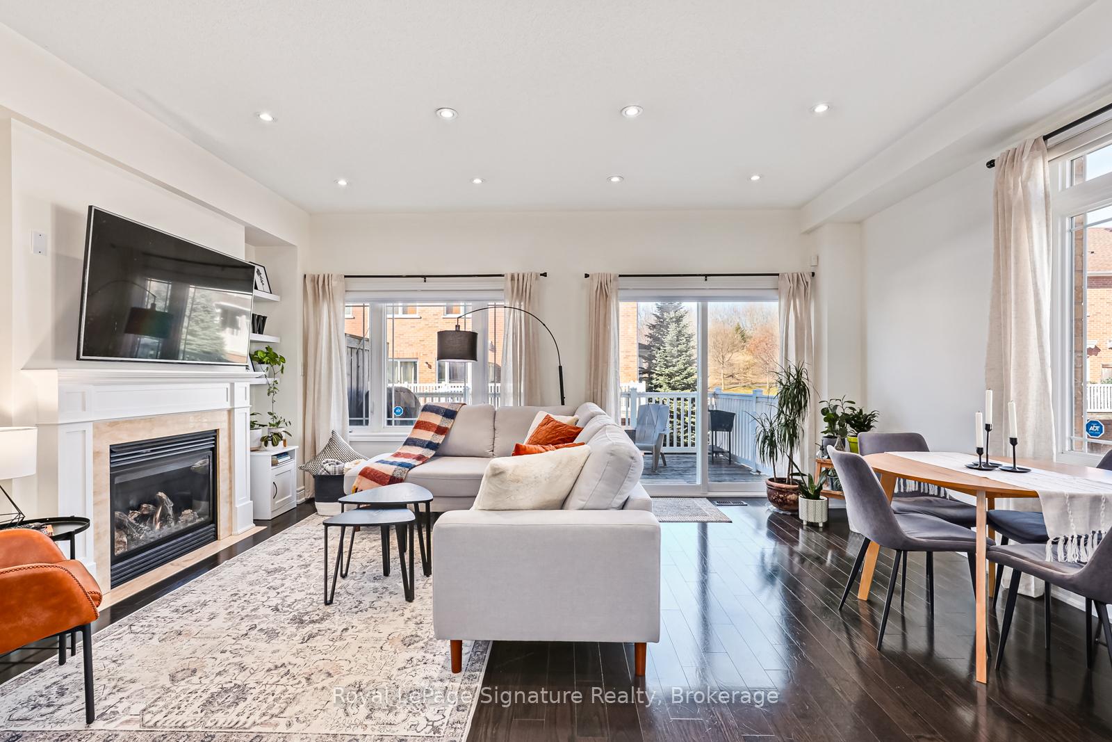 Photo 7 of 14 Montclair Mews, Collingwood — HOMEH