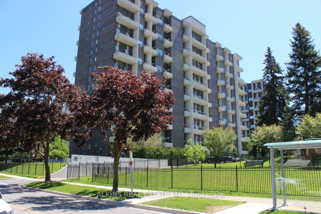 Photo 3 of Unit 117, 35 Ormskirk Avenue, Toronto, High Park-Swansea — HOMEH