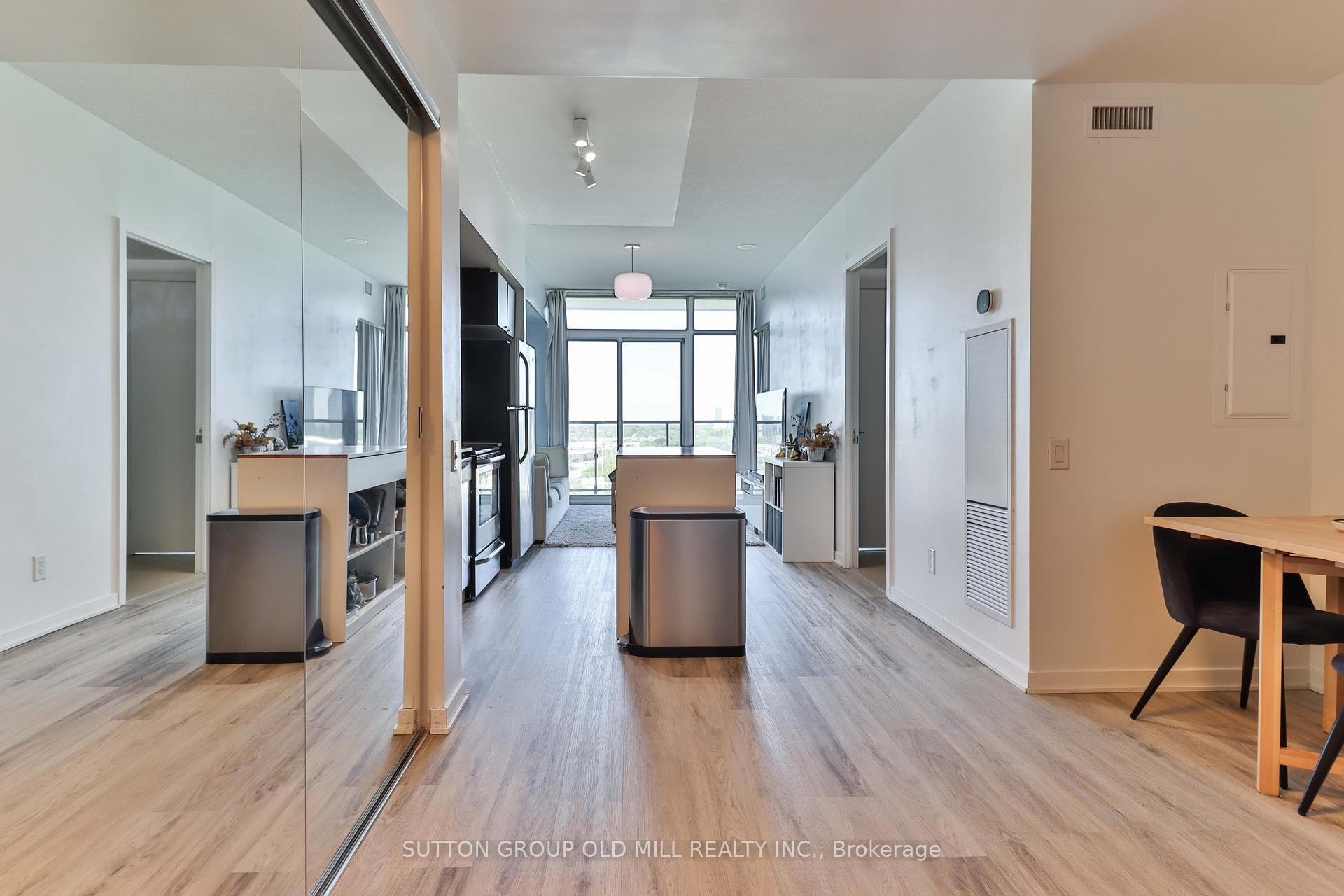 Photo 8 of Unit 1904, 105 The Queensway, Toronto, High Park-Swansea — HOMEH