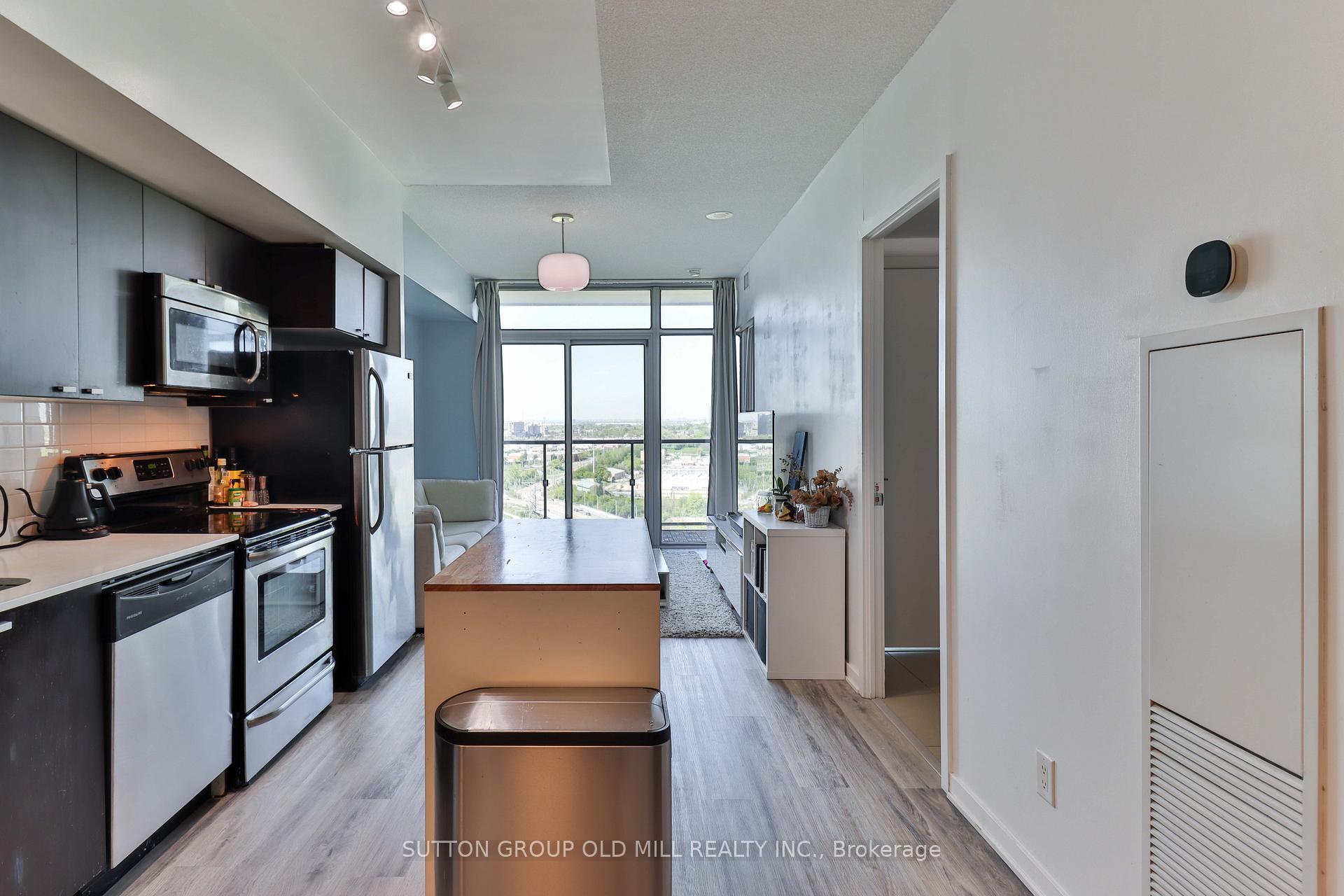 Photo 12 of Unit 1904, 105 The Queensway, Toronto, High Park-Swansea — HOMEH