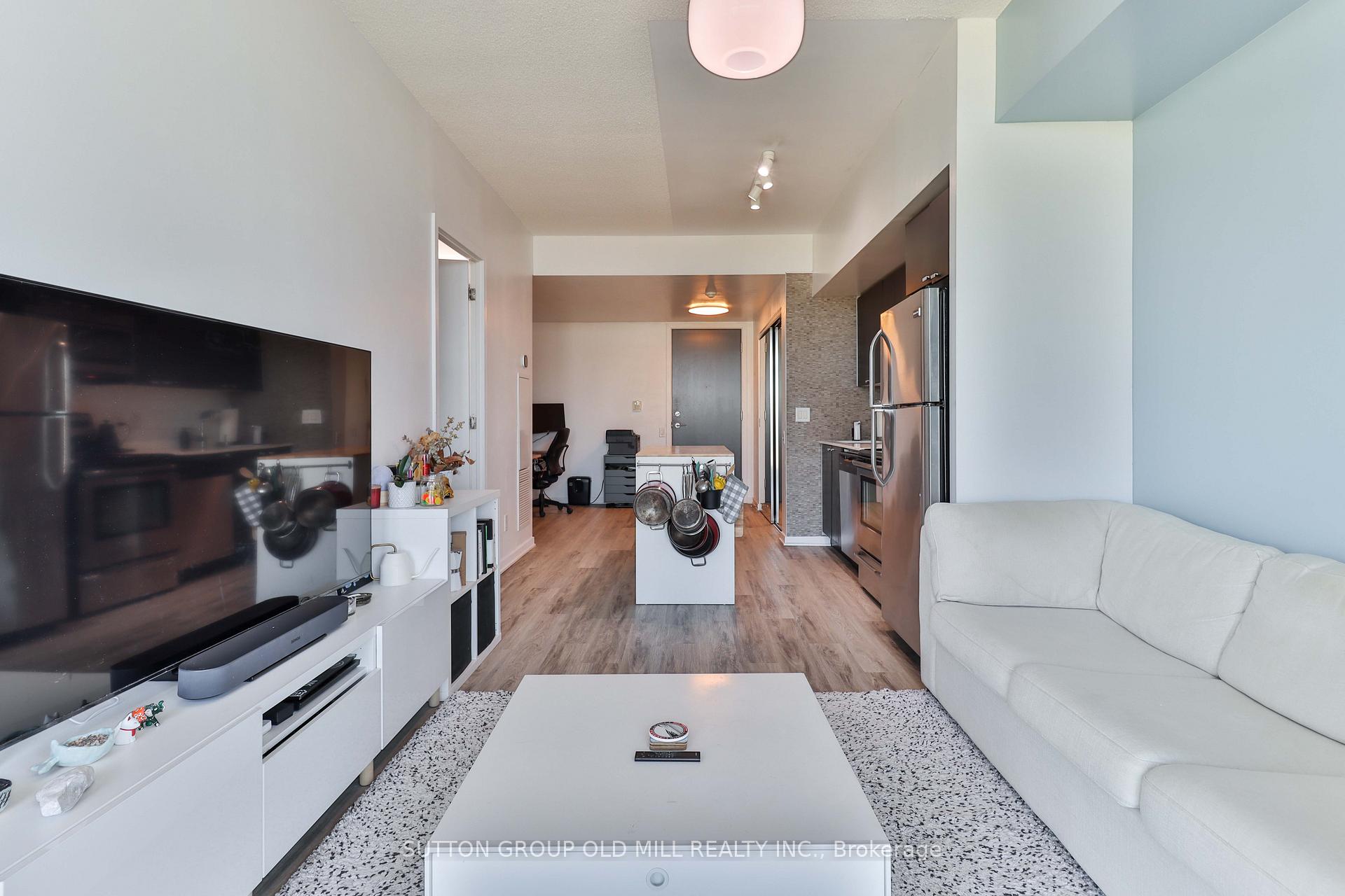 Photo 11 of Unit 1904, 105 The Queensway, Toronto, High Park-Swansea — HOMEH