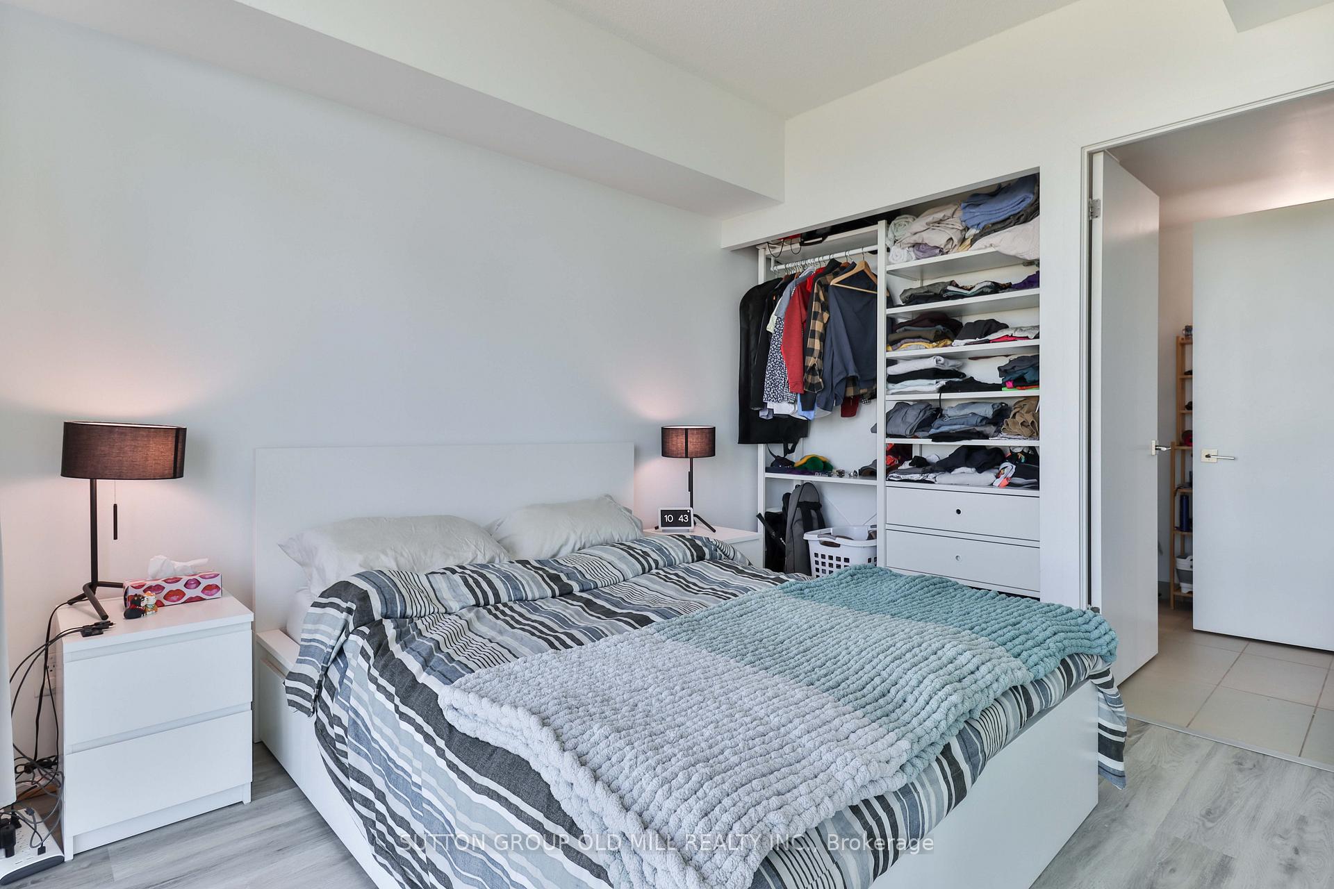 Photo 4 of Unit 1904, 105 The Queensway, Toronto, High Park-Swansea — HOMEH