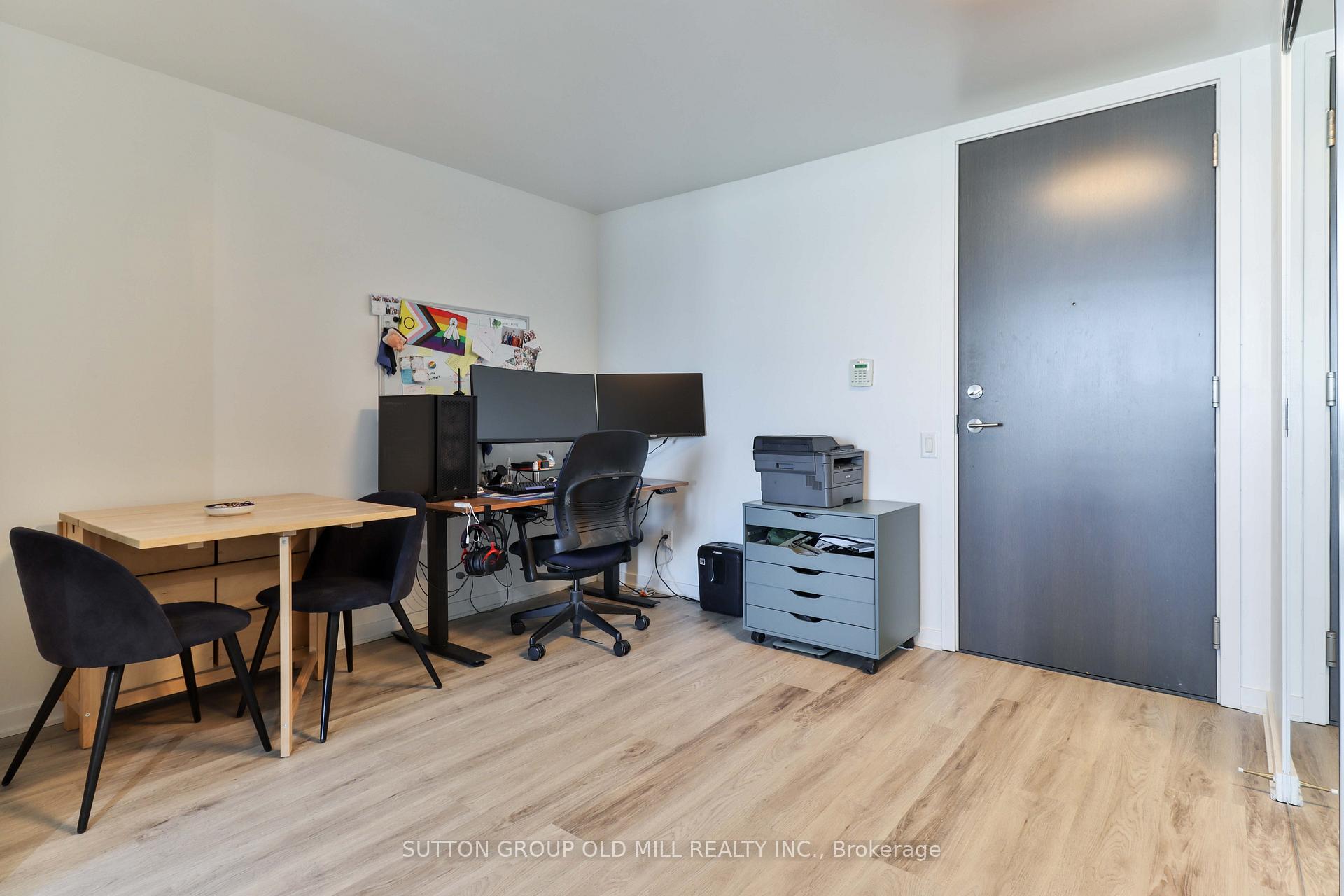 Photo 16 of Unit 1904, 105 The Queensway, Toronto, High Park-Swansea — HOMEH