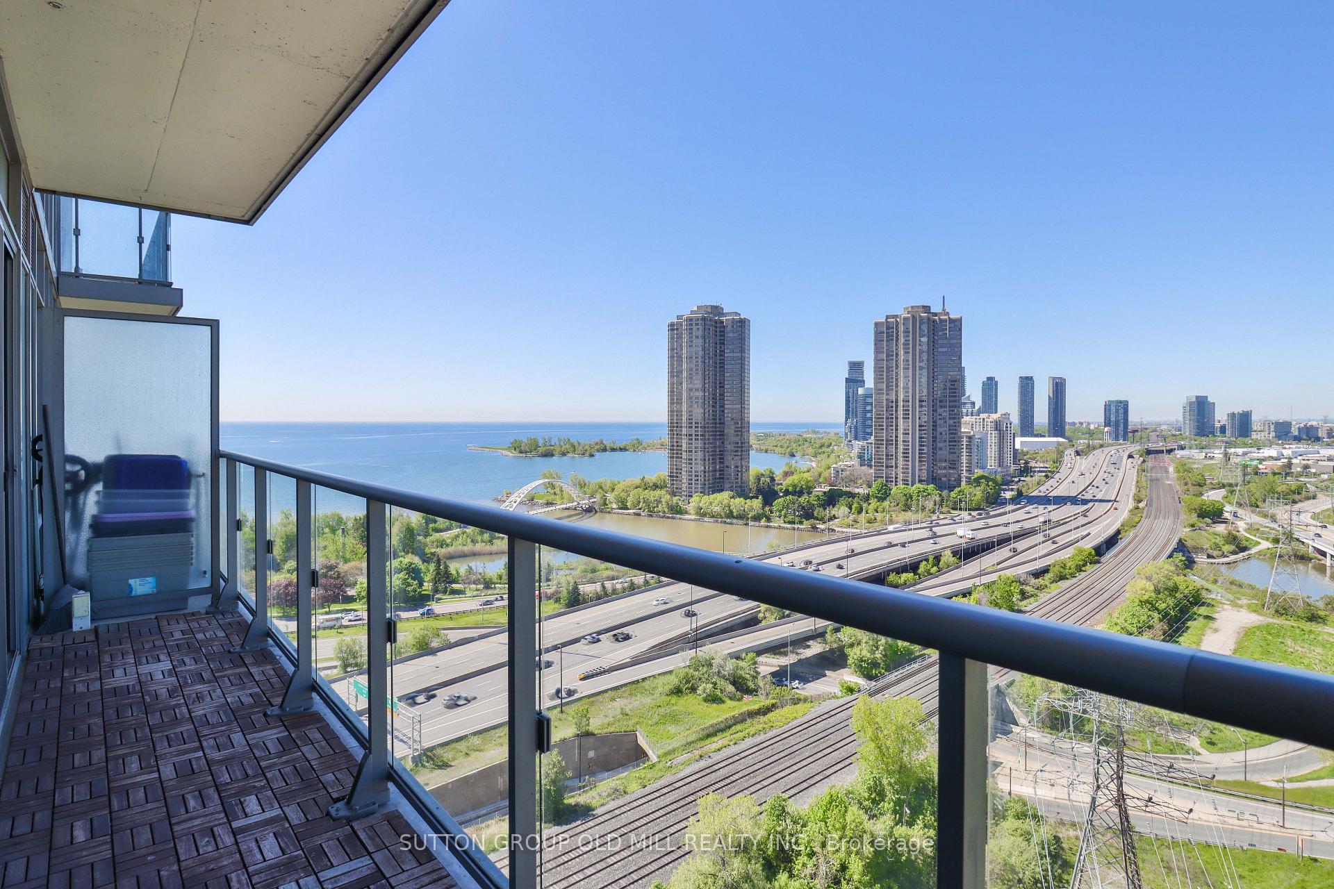 Photo 6 of Unit 1904, 105 The Queensway, Toronto, High Park-Swansea — HOMEH