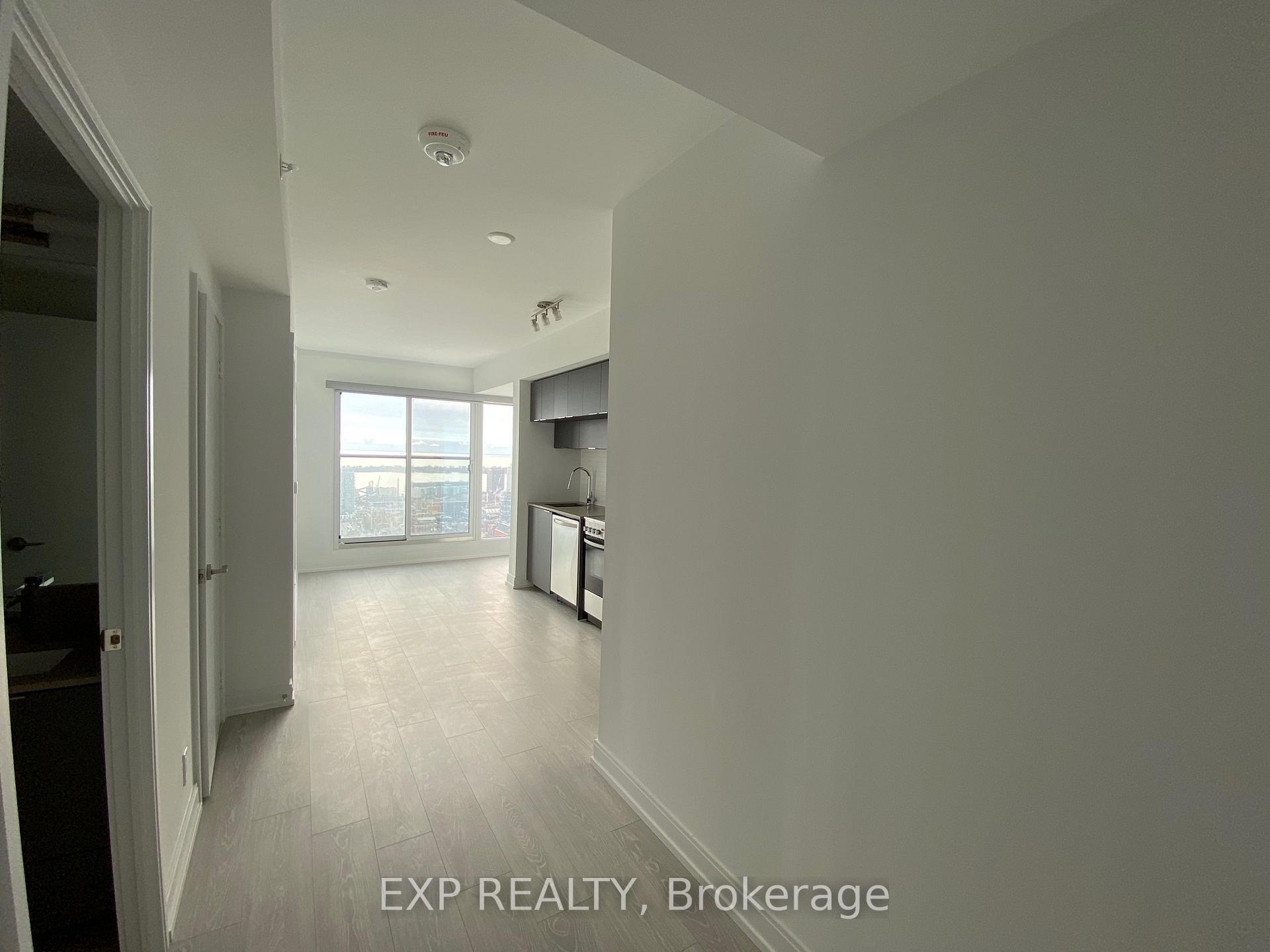 Photo 4 of Unit 5207, 181 Dundas Street E, Toronto, Moss Park — HOMEH