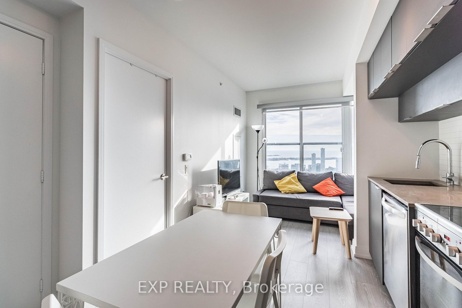 Photo 8 of Unit 5207, 181 Dundas Street E, Toronto, Moss Park — HOMEH