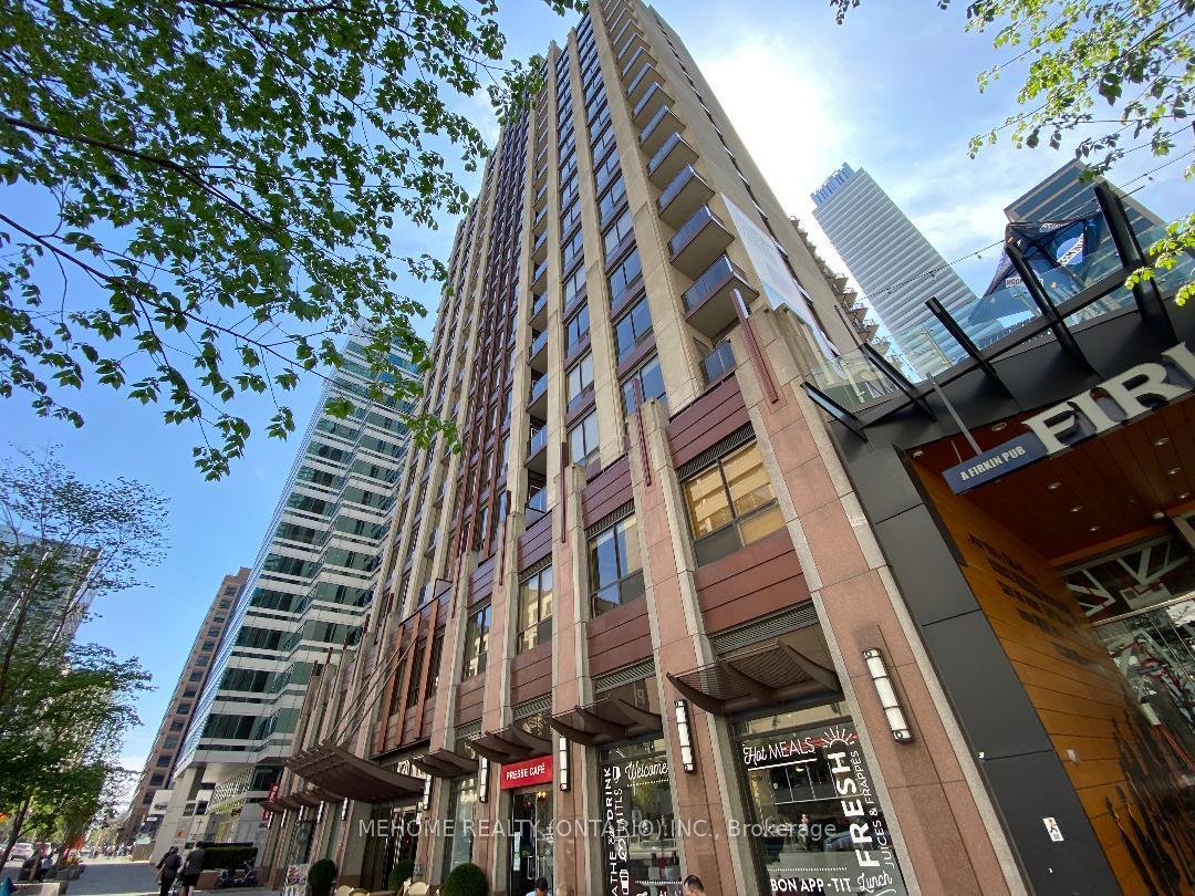 Front of Unit 413, 85 Bloor Street