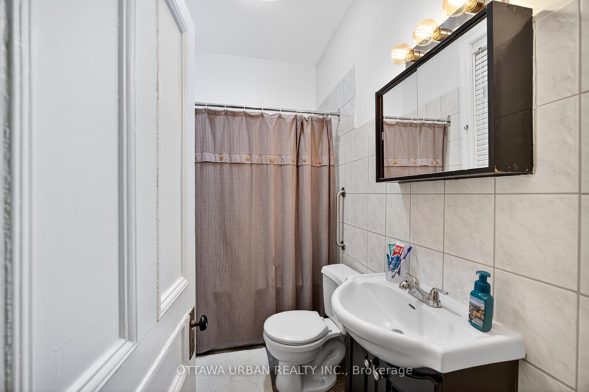 Photo 16 of 101 Strathcona Avenue, Ottawa, Glebe — HOMEH