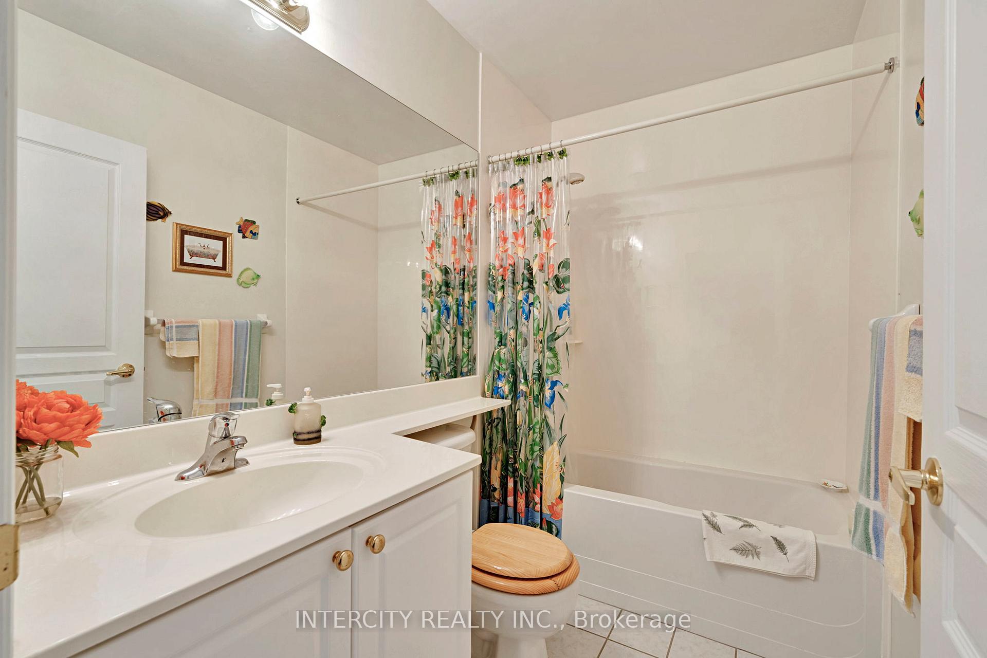 Photo 10 of Unit PH12, 280 Aberdeen Boulevard, Midland — HOMEH