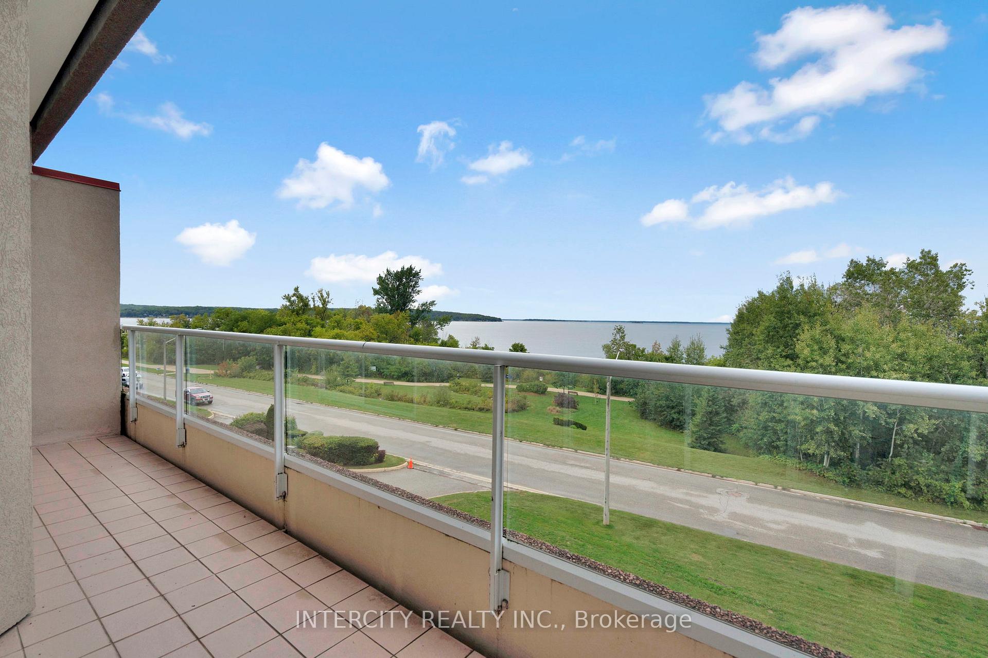 Photo 11 of Unit PH12, 280 Aberdeen Boulevard, Midland — HOMEH