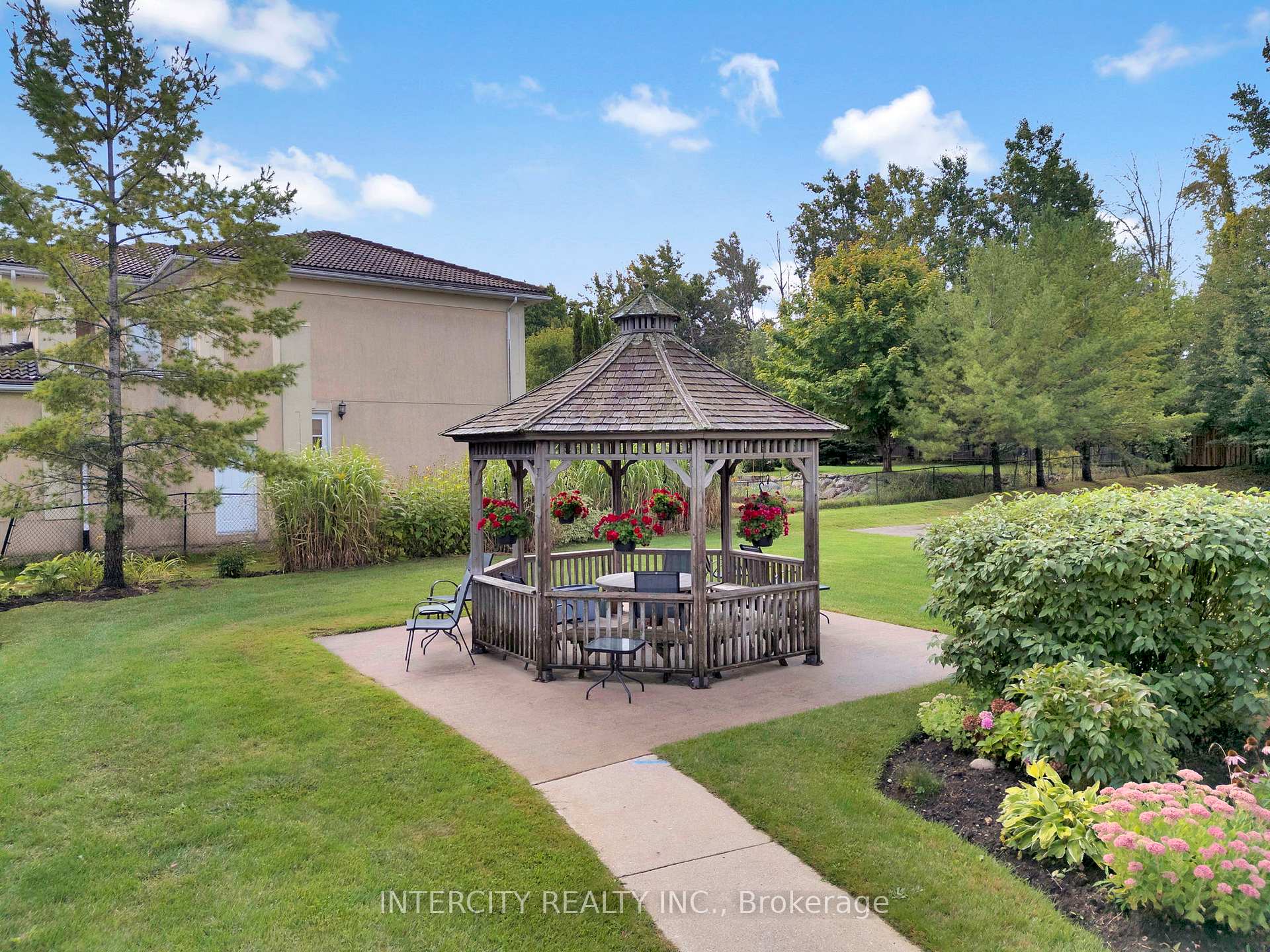 Photo 16 of Unit PH12, 280 Aberdeen Boulevard, Midland — HOMEH