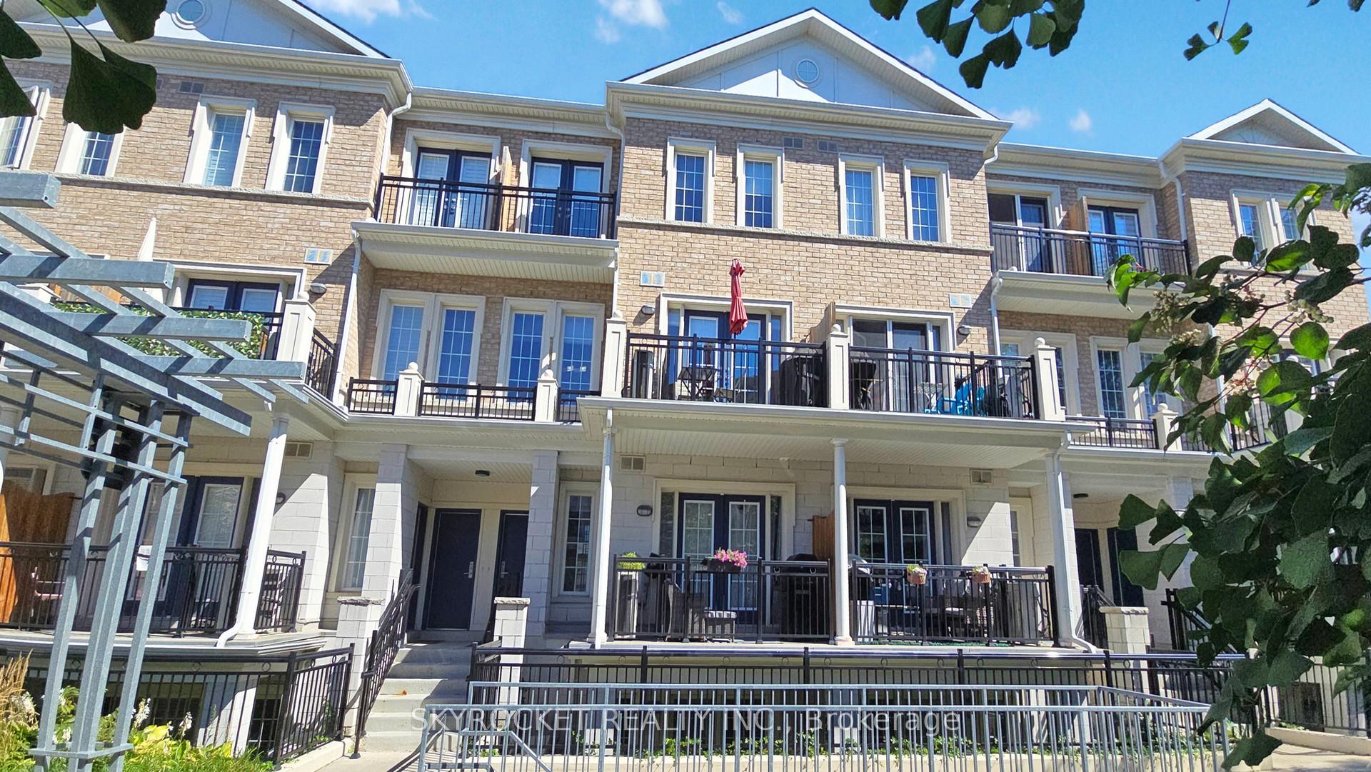 Front of Unit B18, 26 Bruce Street