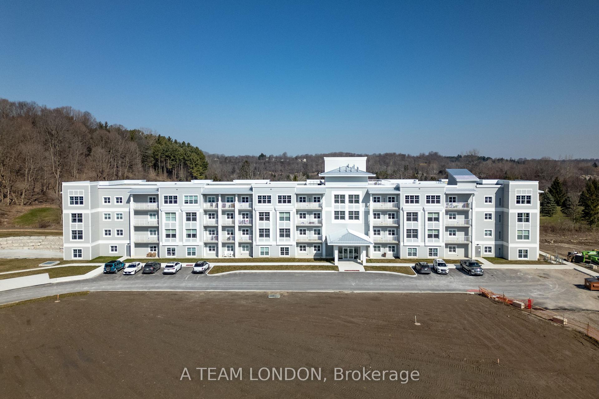 Front of Unit 201, 100 The Promenade