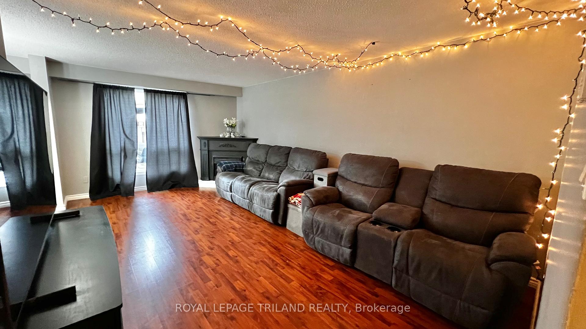 Photo 3 of Unit 24, 415 Morgan Avenue, Kitchener, Centreville Chicopee — HOMEH