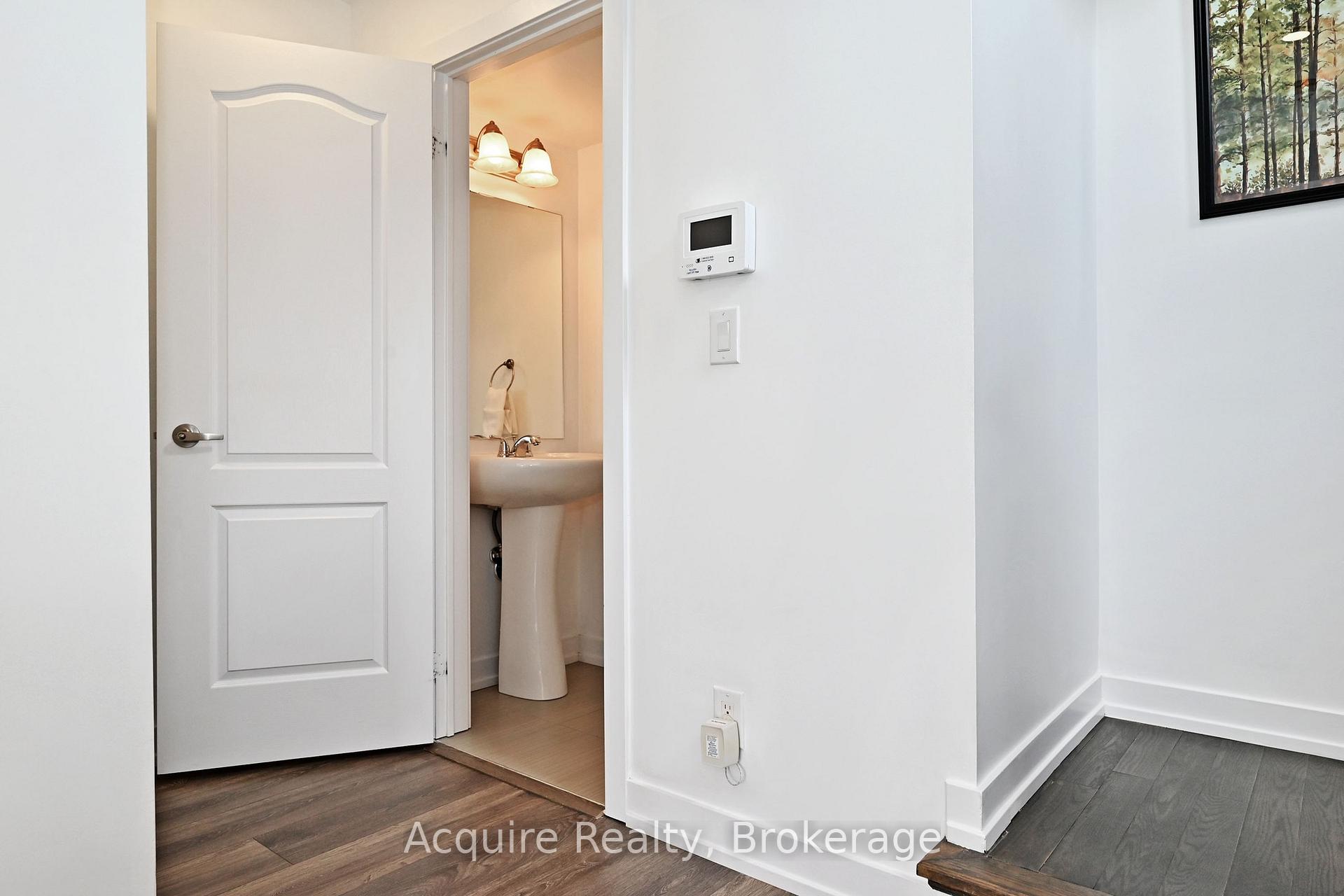 Photo 23 of Unit 203, 10 Dunsheath Way, Markham, Cornell — HOMEH