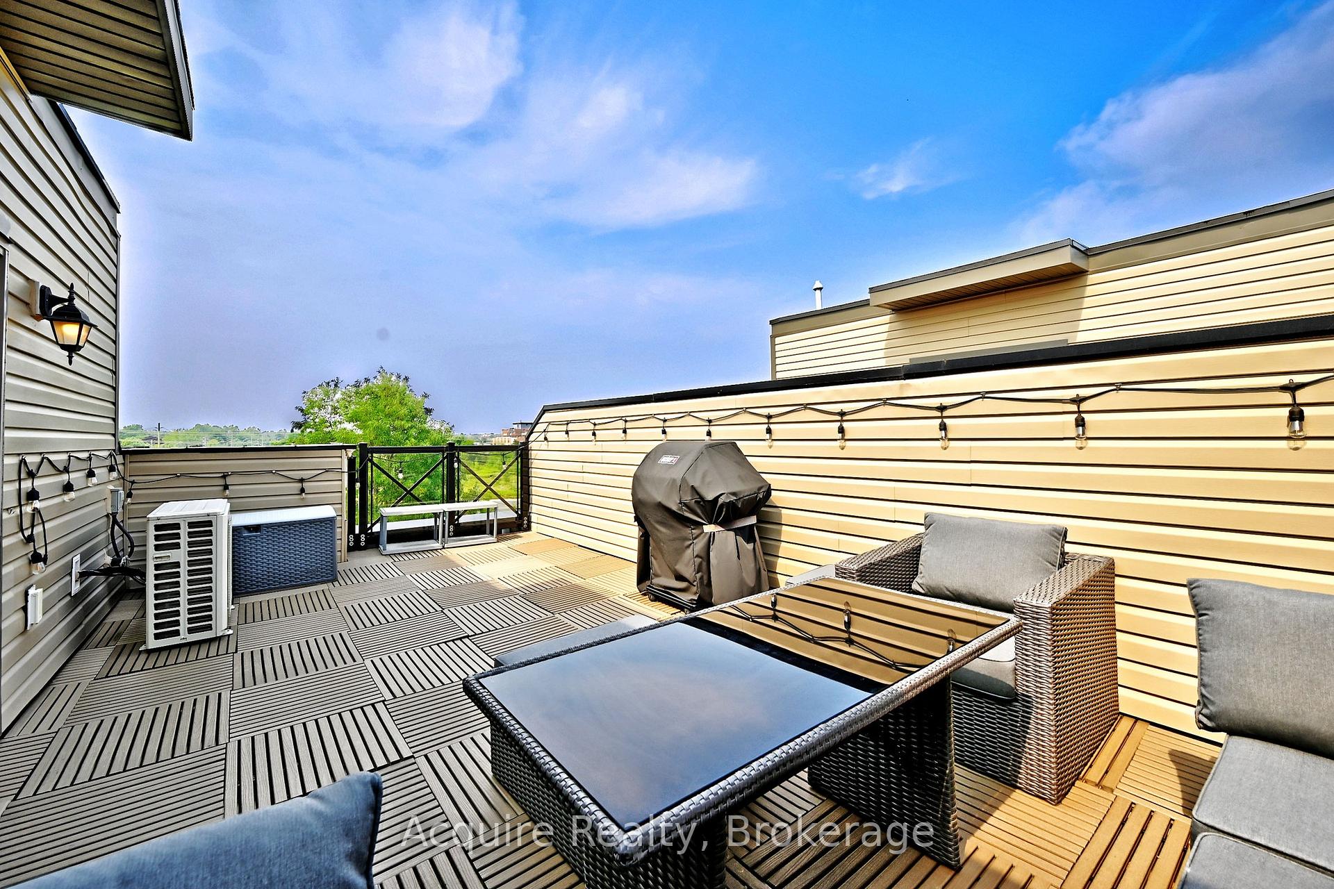 Photo 43 of Unit 203, 10 Dunsheath Way, Markham, Cornell — HOMEH