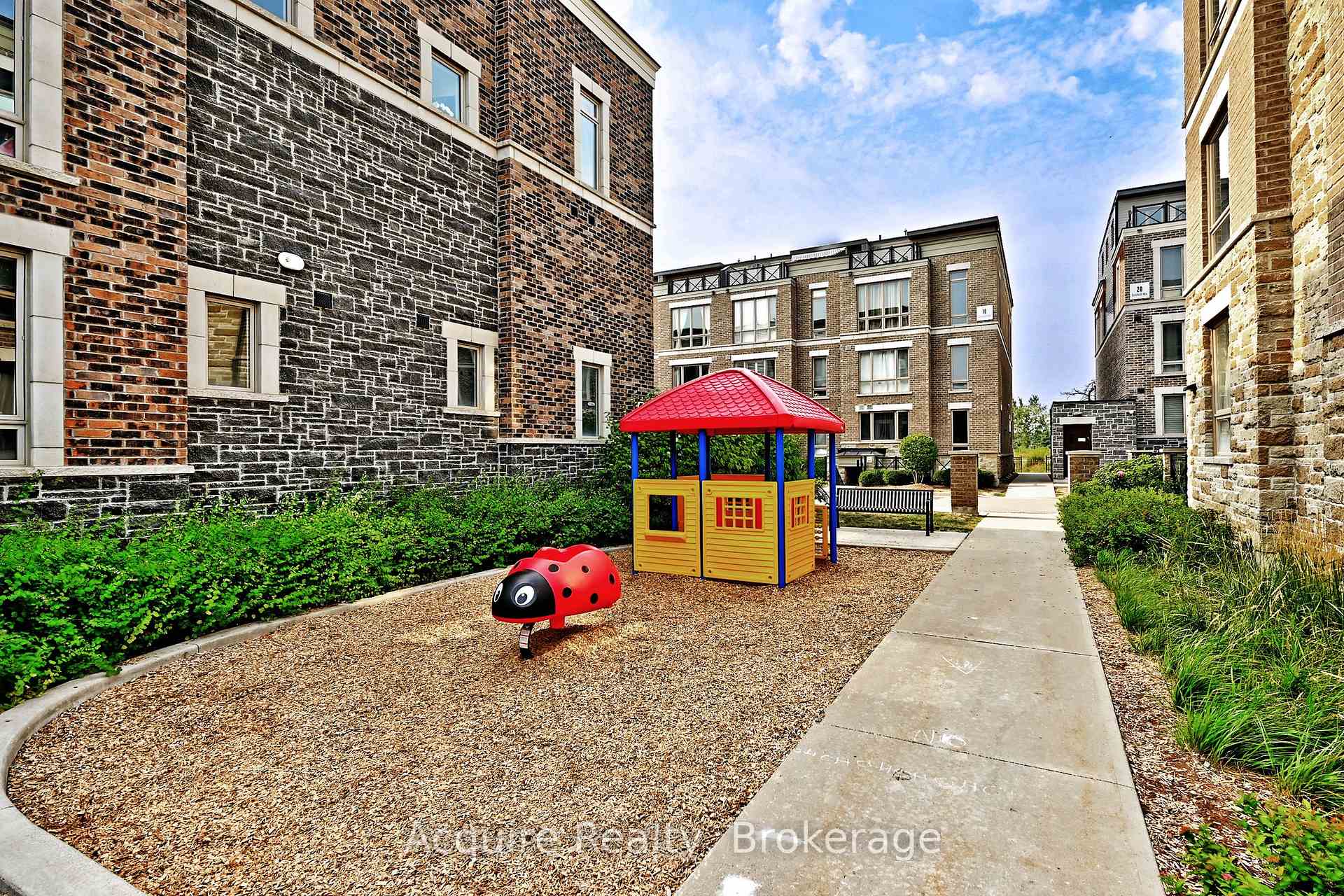 Photo 49 of Unit 203, 10 Dunsheath Way, Markham, Cornell — HOMEH