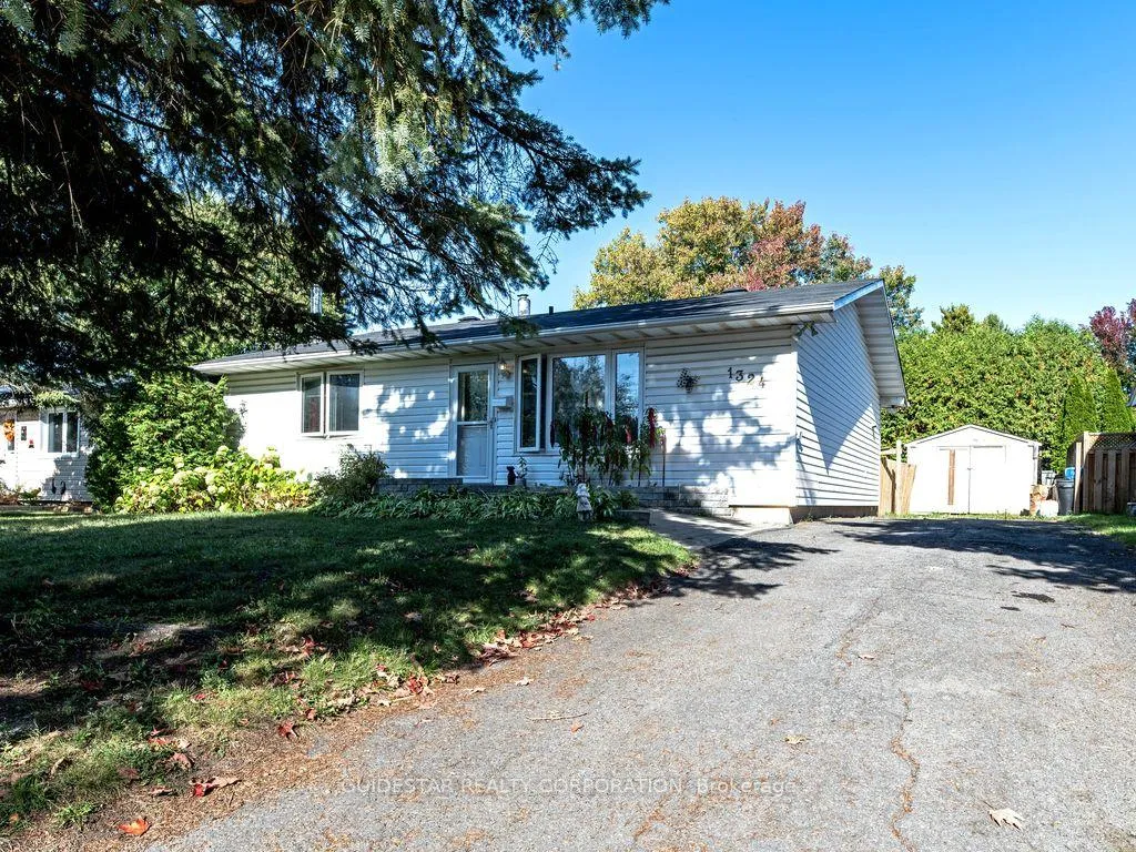 Photo 1 of 1324 Rainbow Crescent, Ottawa, Carson Grove — HOMEH