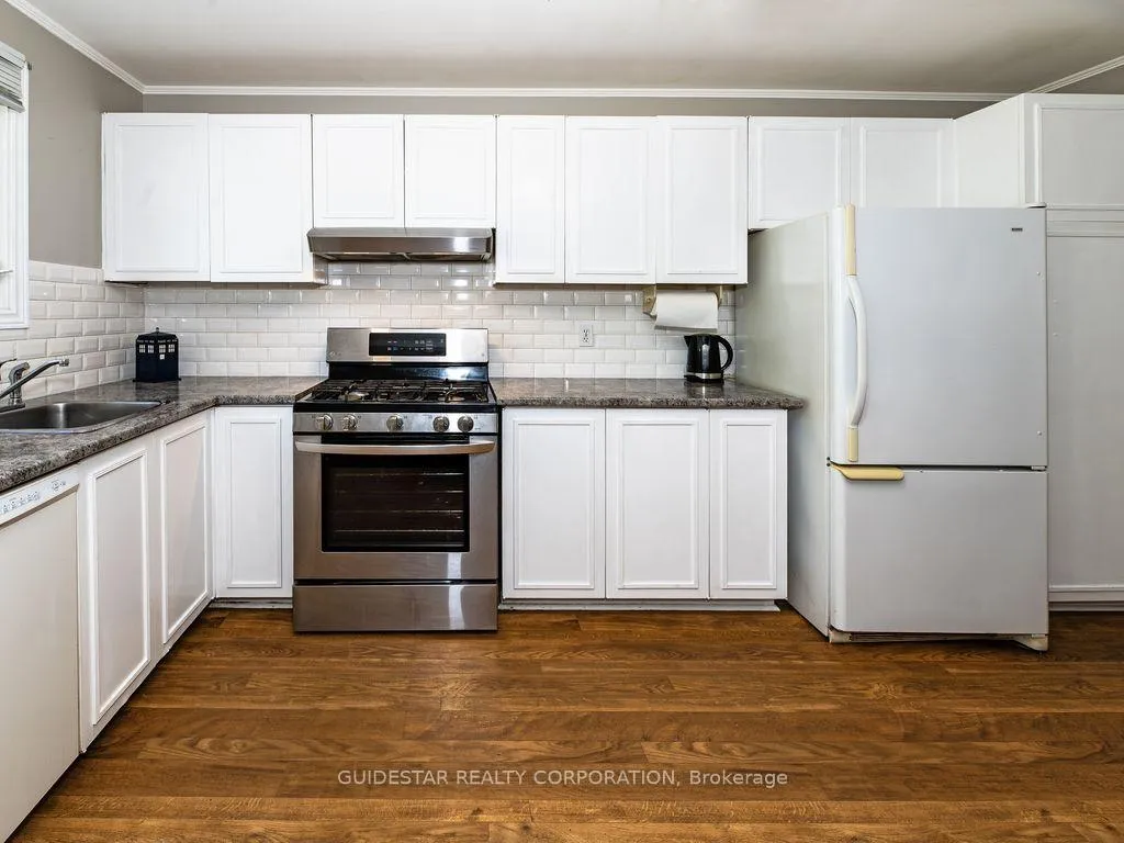Photo 18 of 1324 Rainbow Crescent, Ottawa, Carson Grove — HOMEH