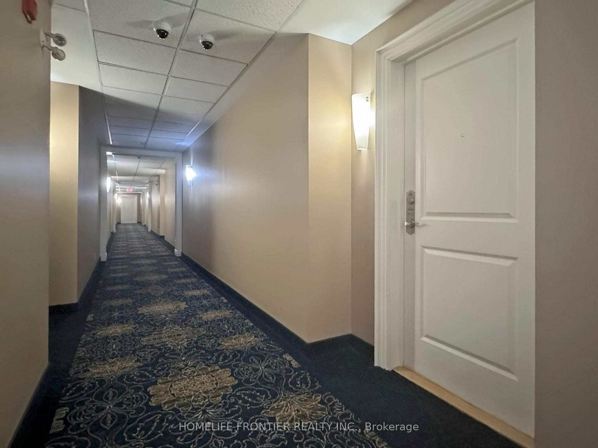 Photo 5 of Unit 305, 9519 Keele Street, Vaughan, Maple — HOMEH