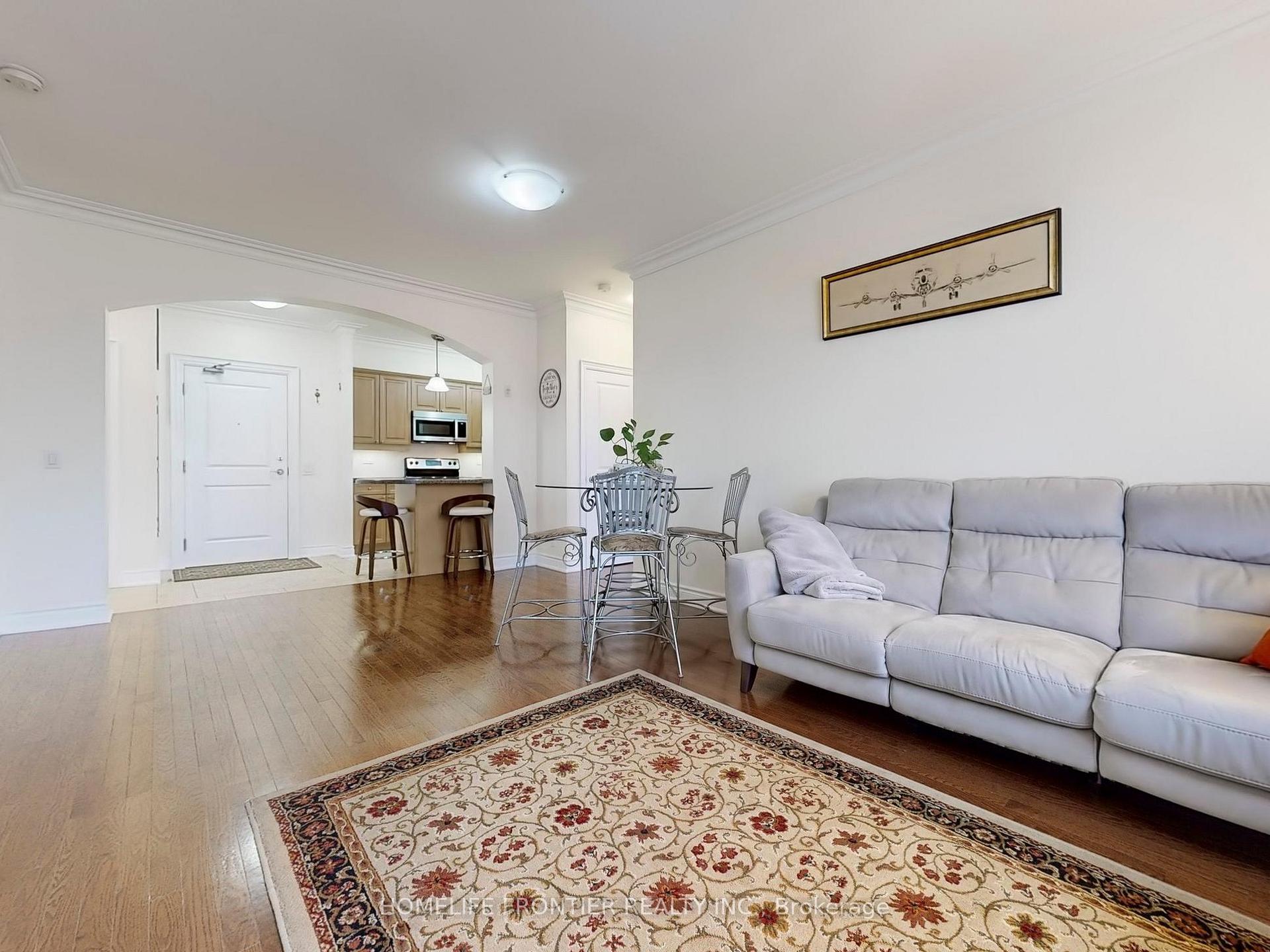 Photo 15 of Unit 305, 9519 Keele Street, Vaughan, Maple — HOMEH