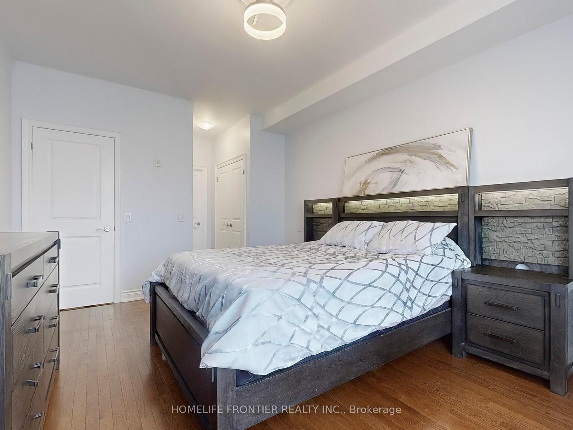 Photo 17 of Unit 305, 9519 Keele Street, Vaughan, Maple — HOMEH