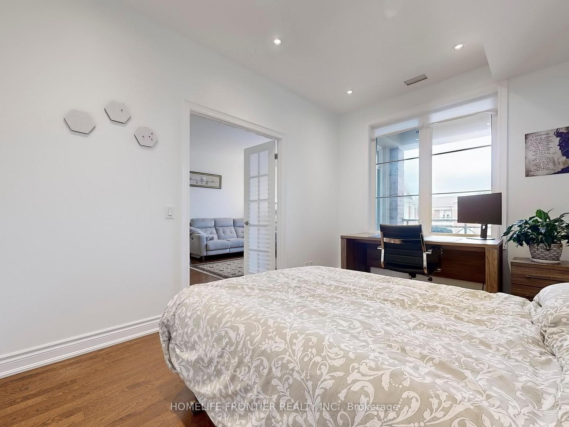 Photo 19 of Unit 305, 9519 Keele Street, Vaughan, Maple — HOMEH