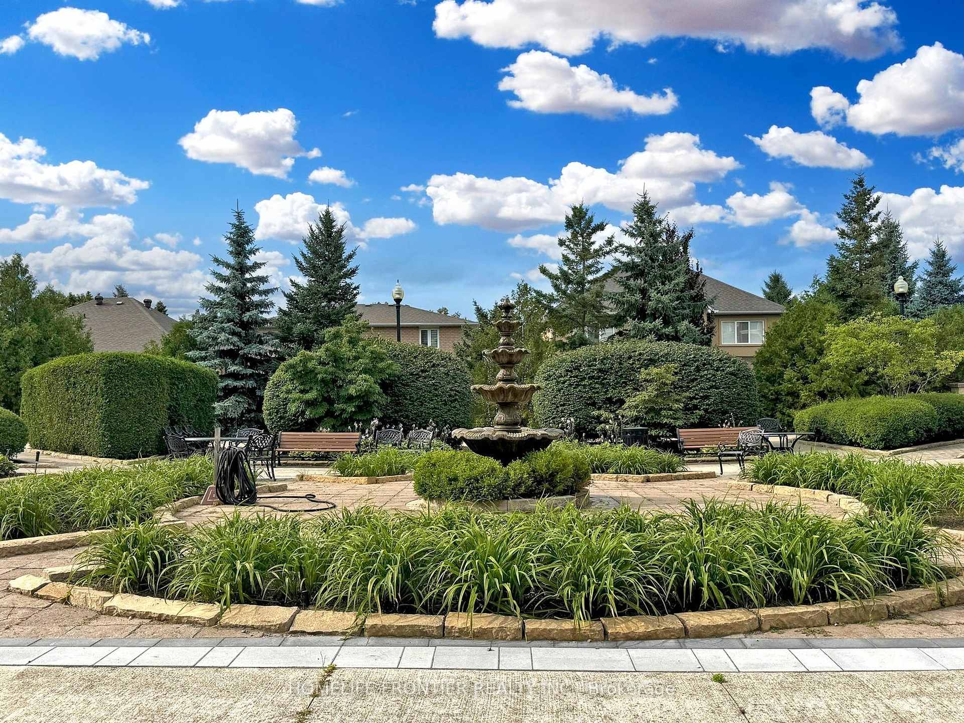 Photo 33 of Unit 305, 9519 Keele Street, Vaughan, Maple — HOMEH