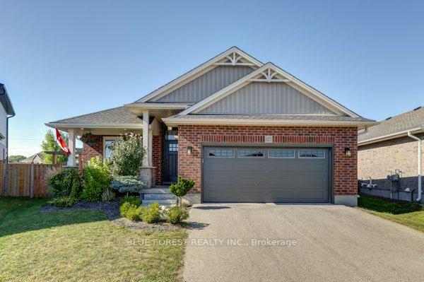 Photo 1 of 125 Old Field Lane S, Central Elgin, Rural Central Elgin — HOMEH