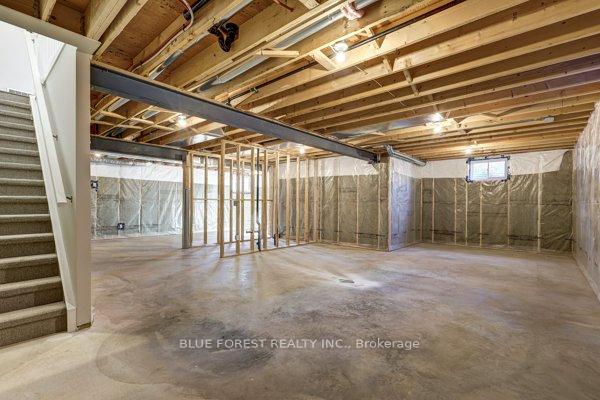 Photo 45 of 125 Old Field Lane S, Central Elgin, Rural Central Elgin — HOMEH