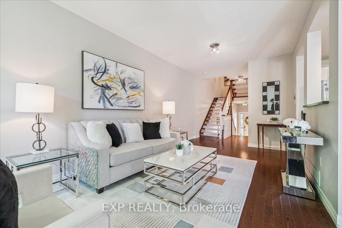 Photo 13 of 108 Myers Lane, Hamilton, Ancaster — HOMEH