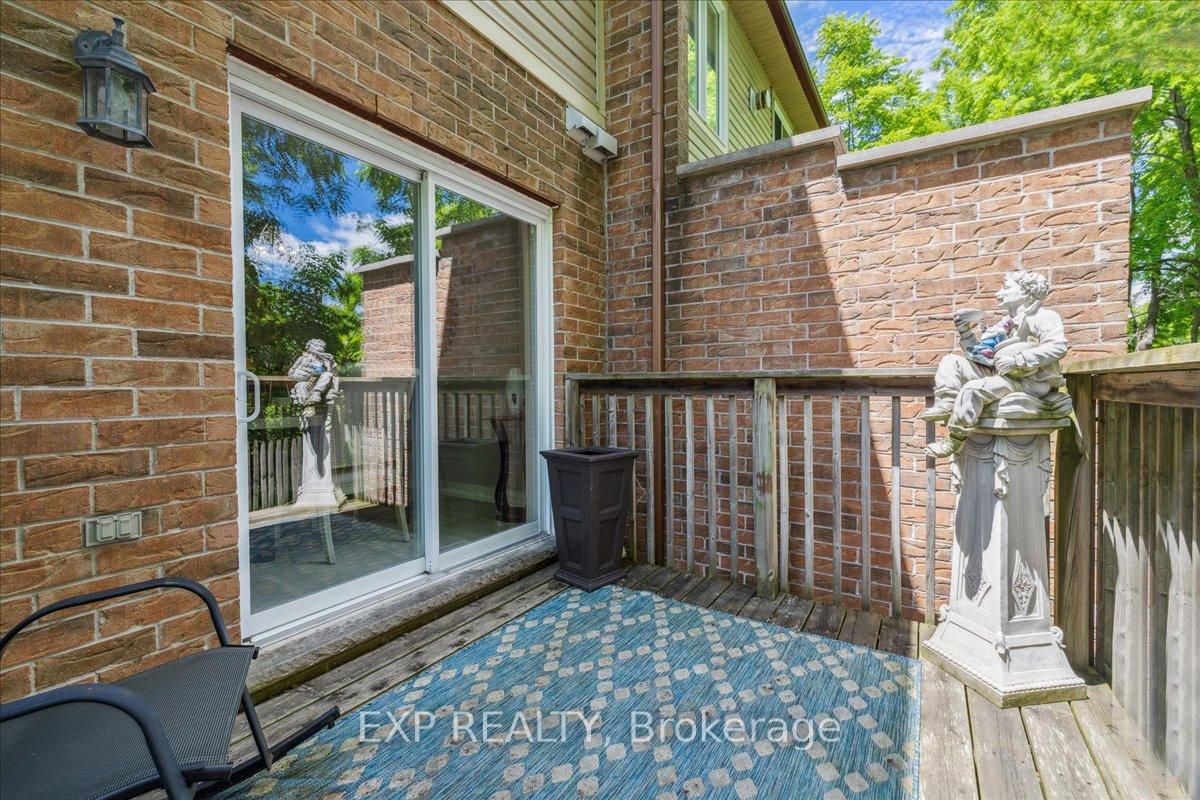 Photo 18 of 108 Myers Lane, Hamilton, Ancaster — HOMEH