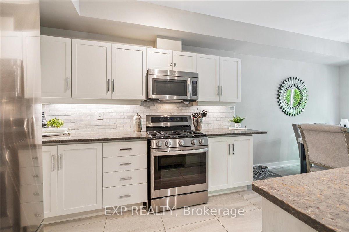 Photo 19 of 108 Myers Lane, Hamilton, Ancaster — HOMEH