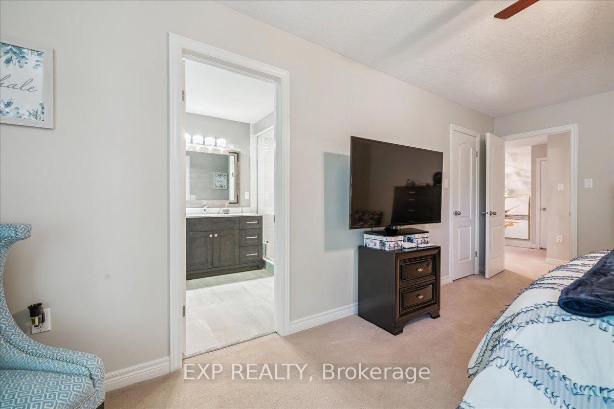 Photo 36 of 108 Myers Lane, Hamilton, Ancaster — HOMEH