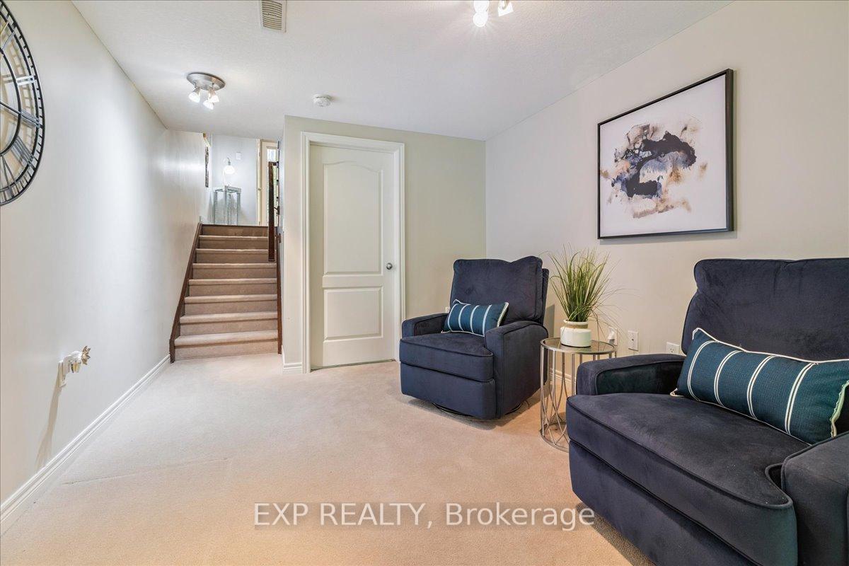 Photo 41 of 108 Myers Lane, Hamilton, Ancaster — HOMEH