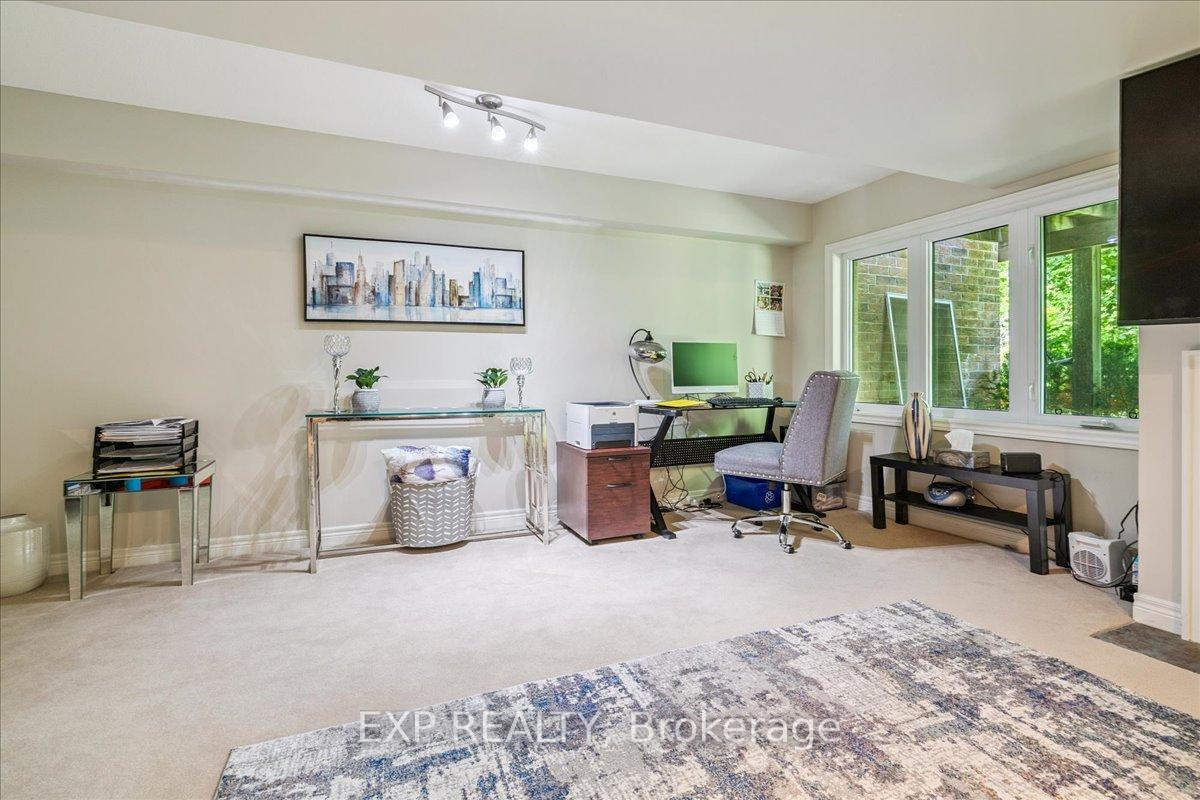 Photo 44 of 108 Myers Lane, Hamilton, Ancaster — HOMEH