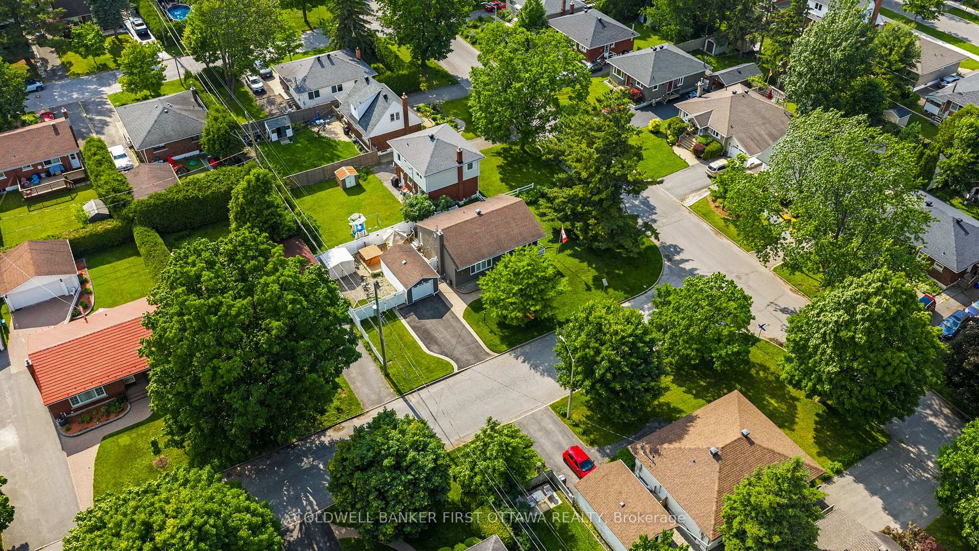 Photo 36 of 2024 Corry Street, Ottawa, Elmvale Acres — HOMEH