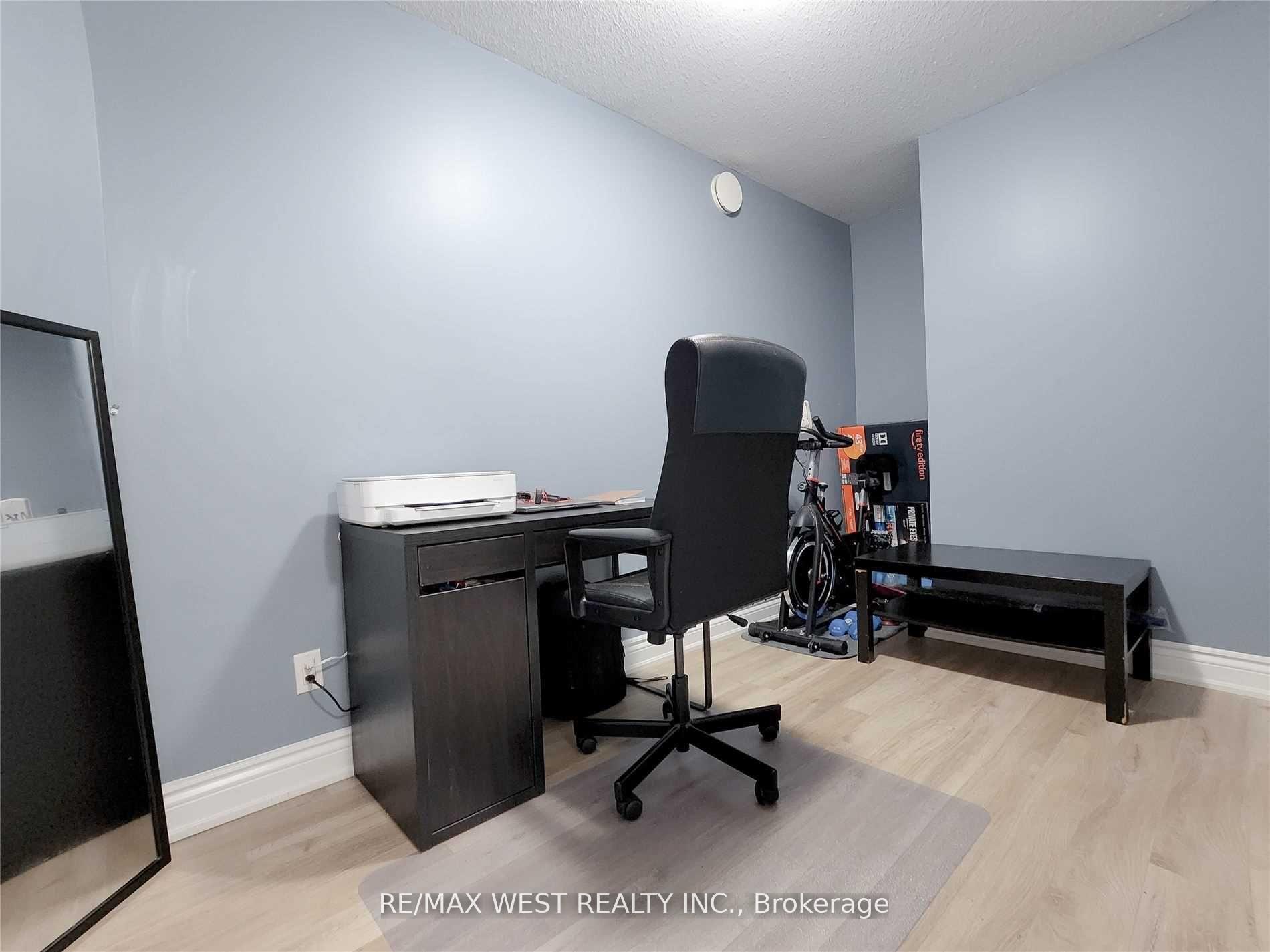 Photo 2 of Unit 401, 64 Frederick Drive, Guelph, Pineridge/Westminster Woods — HOMEH