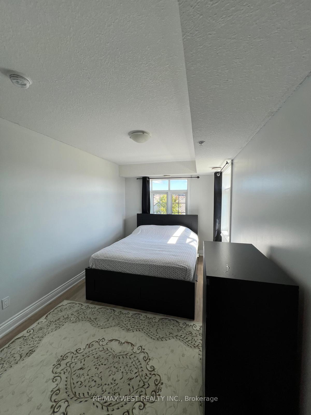 Photo 9 of Unit 401, 64 Frederick Drive, Guelph, Pineridge/Westminster Woods — HOMEH