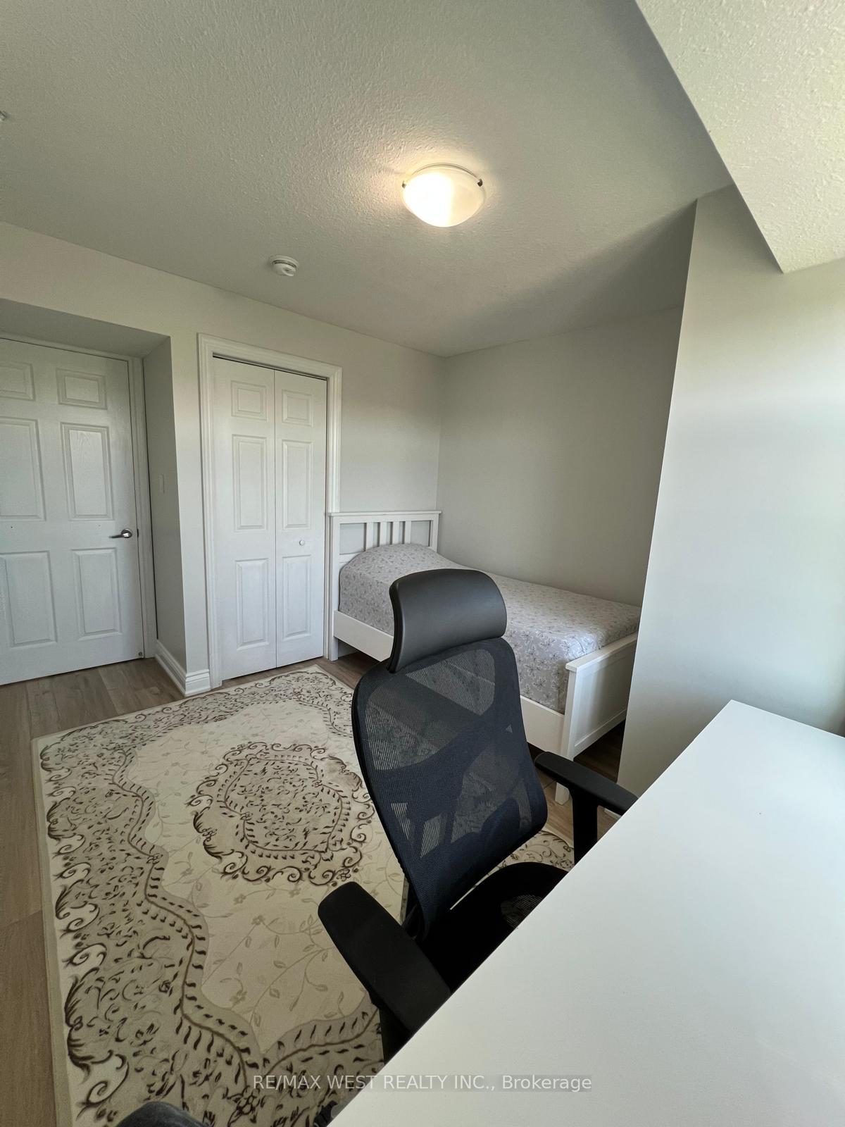 Photo 11 of Unit 401, 64 Frederick Drive, Guelph, Pineridge/Westminster Woods — HOMEH