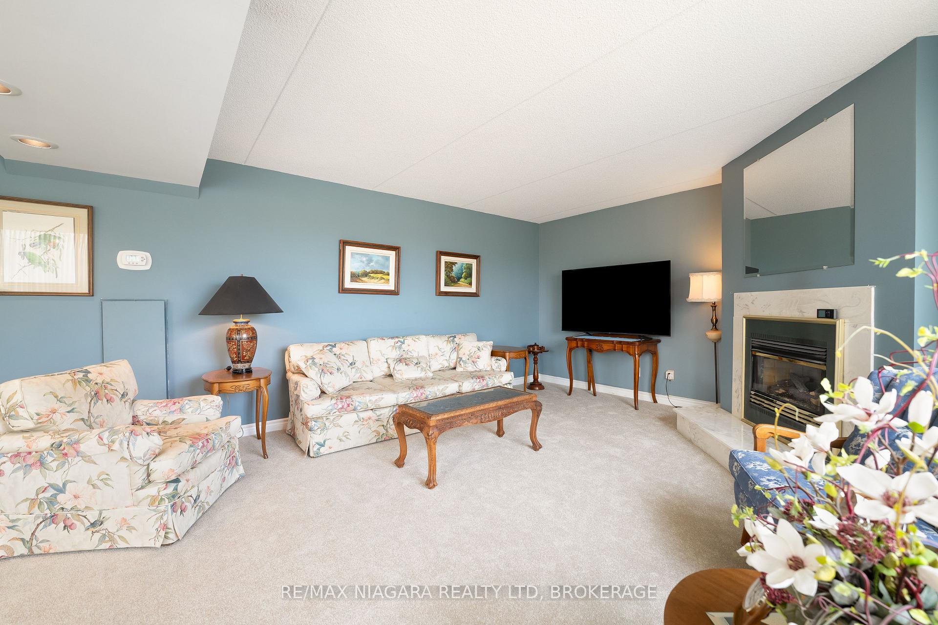 Photo 13 of Unit 301, 244 Lakeshore Road, St. Catharines, Vine/Linwell — HOMEH