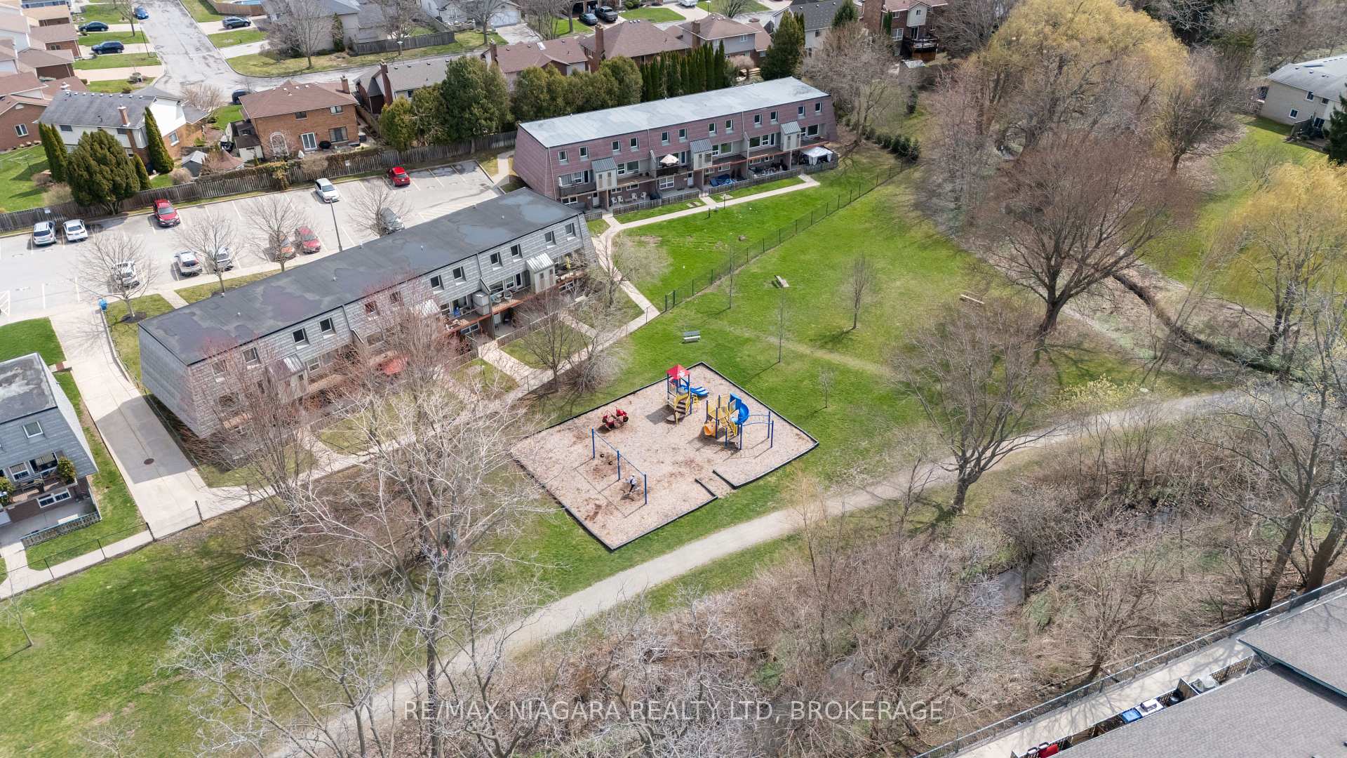 Photo 33 of Unit 301, 244 Lakeshore Road, St. Catharines, Vine/Linwell — HOMEH