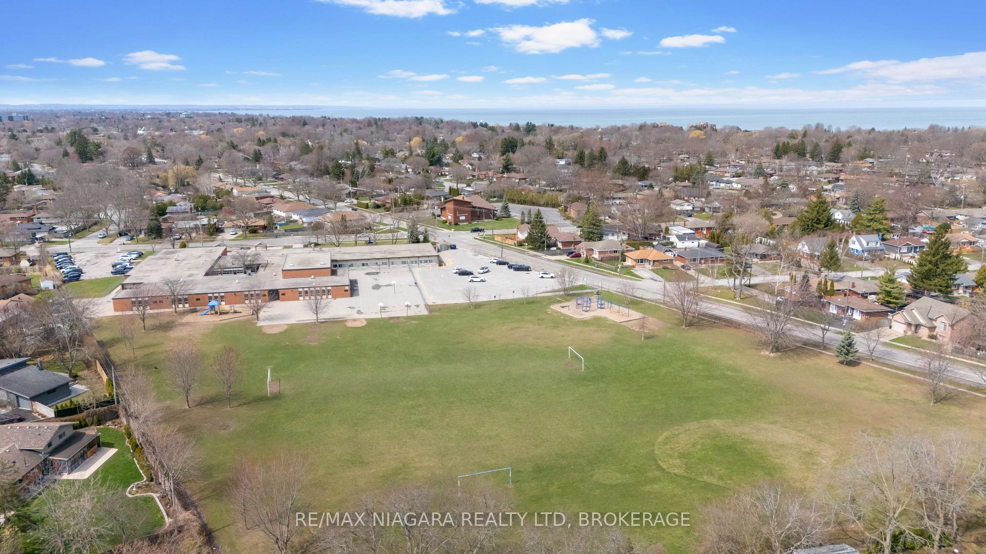 Photo 37 of Unit 301, 244 Lakeshore Road, St. Catharines, Vine/Linwell — HOMEH