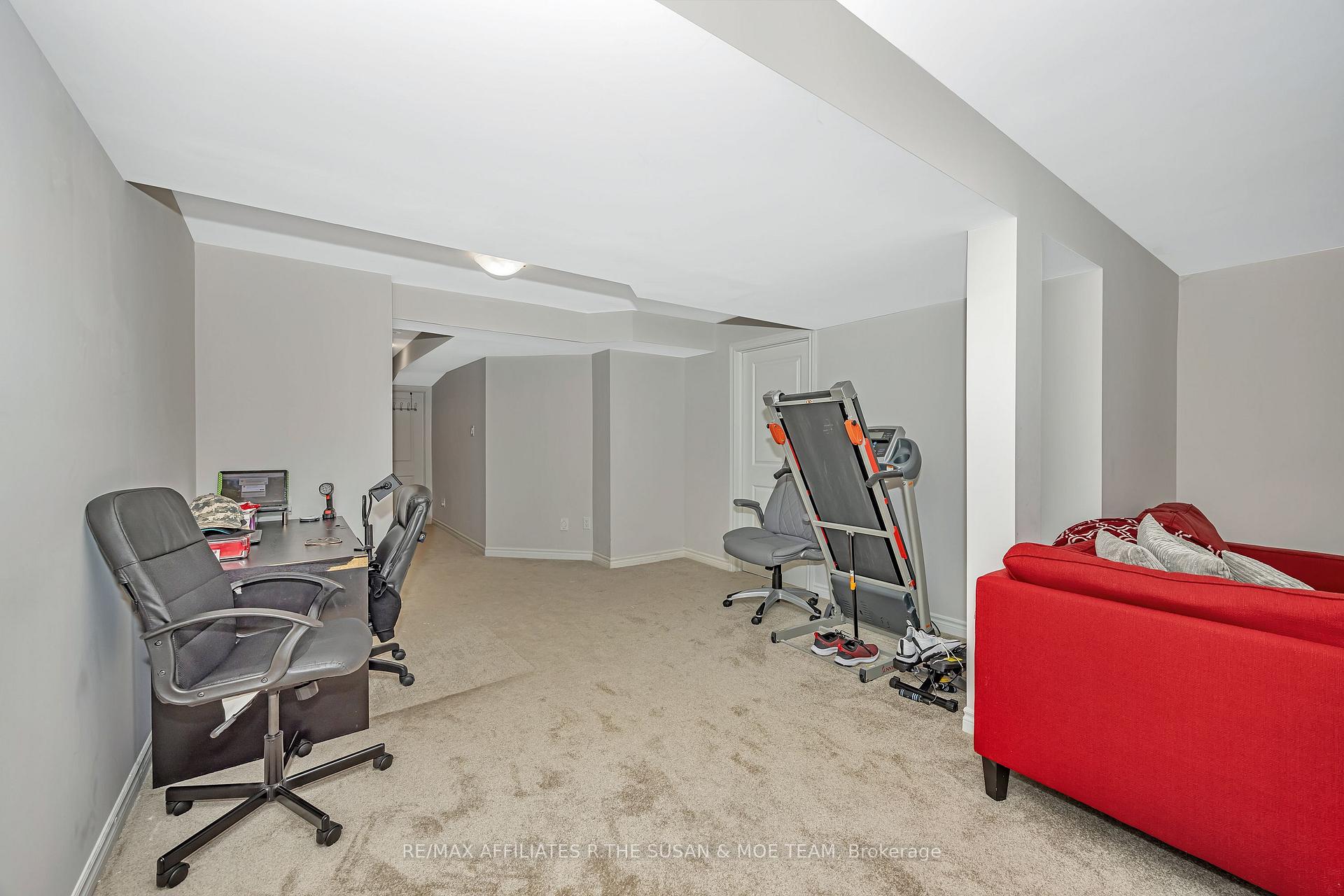 Photo 36 of 422 Fleet Canuck Private, Ottawa, Huntley Ward (South East) — HOMEH