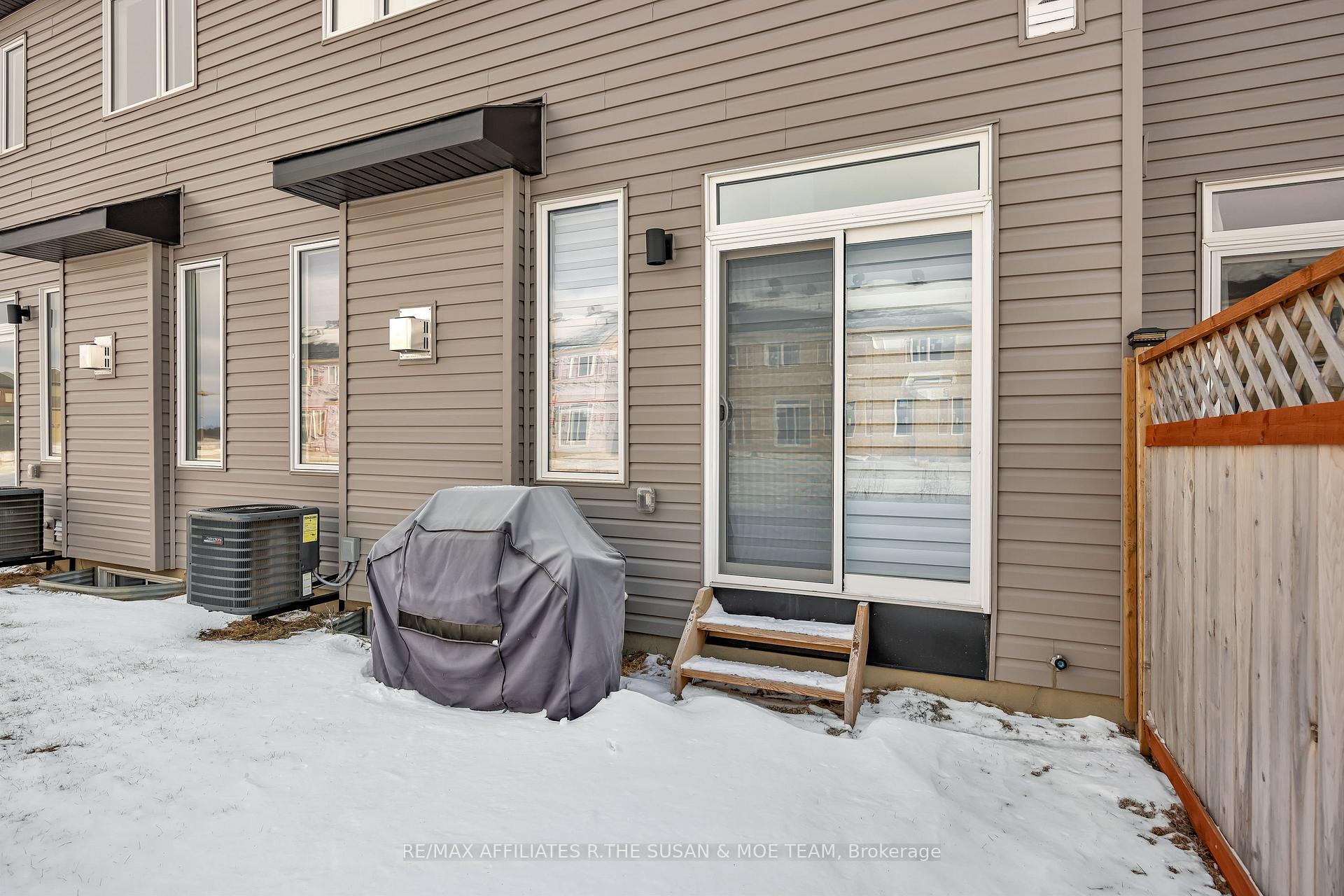 Photo 38 of 422 Fleet Canuck Private, Ottawa, Huntley Ward (South East) — HOMEH