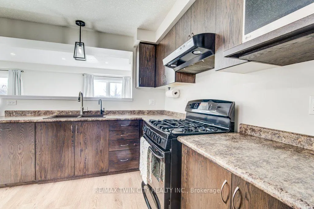 Photo 14 of 64 Smith's Creek Drive, Wilmot — HOMEH