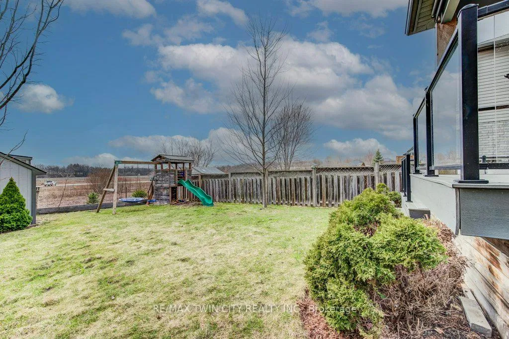 Photo 43 of 64 Smith's Creek Drive, Wilmot — HOMEH