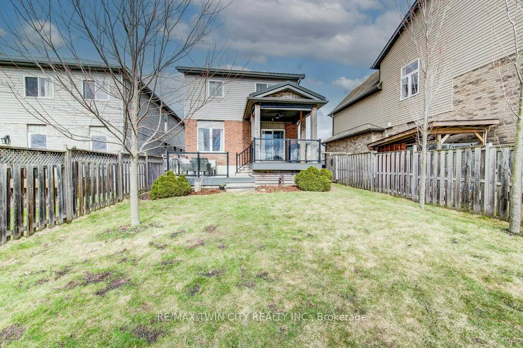 Photo 46 of 64 Smith's Creek Drive, Wilmot — HOMEH
