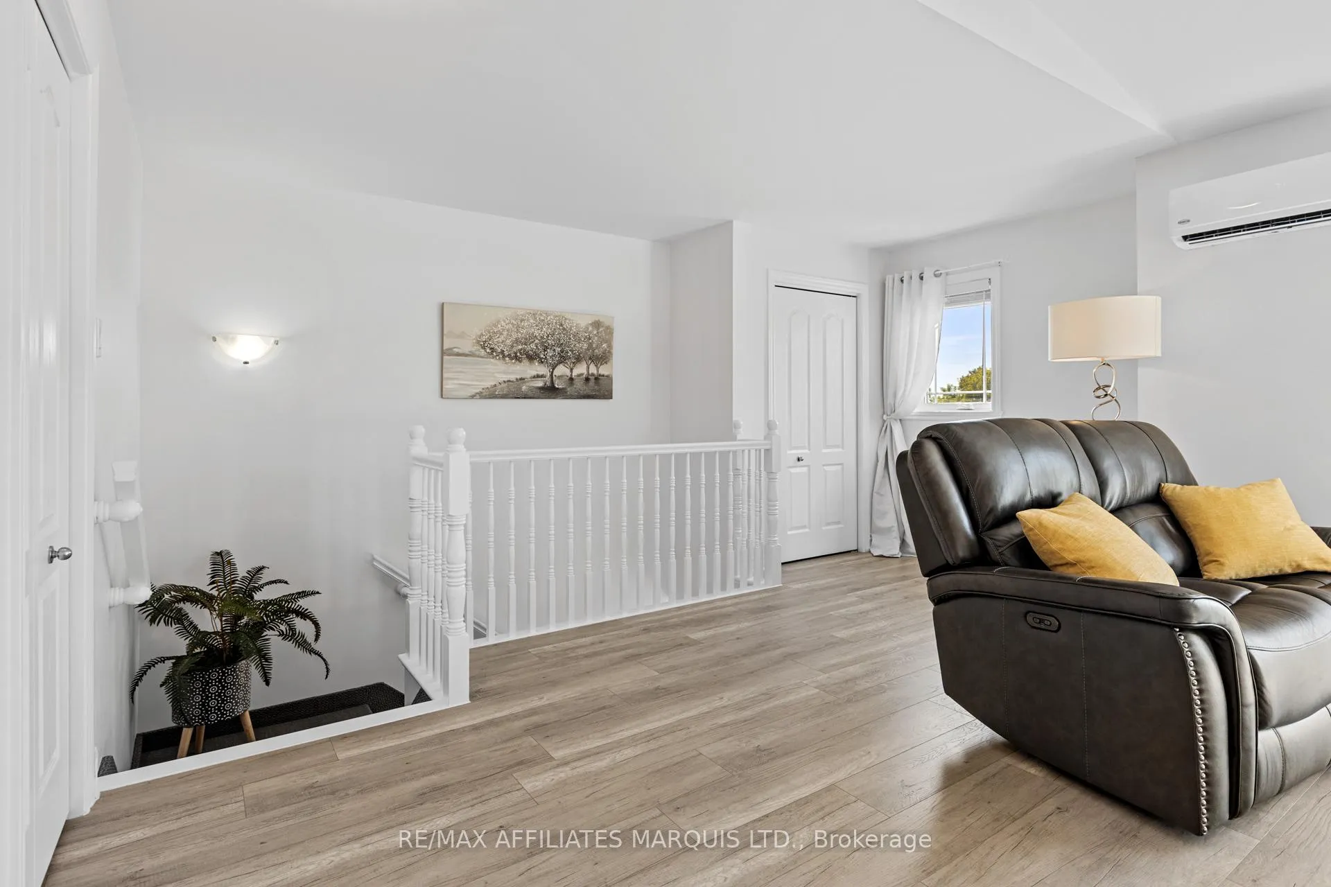 Photo 3 of Unit 203, 229 Water Street E, Cornwall — HOMEH