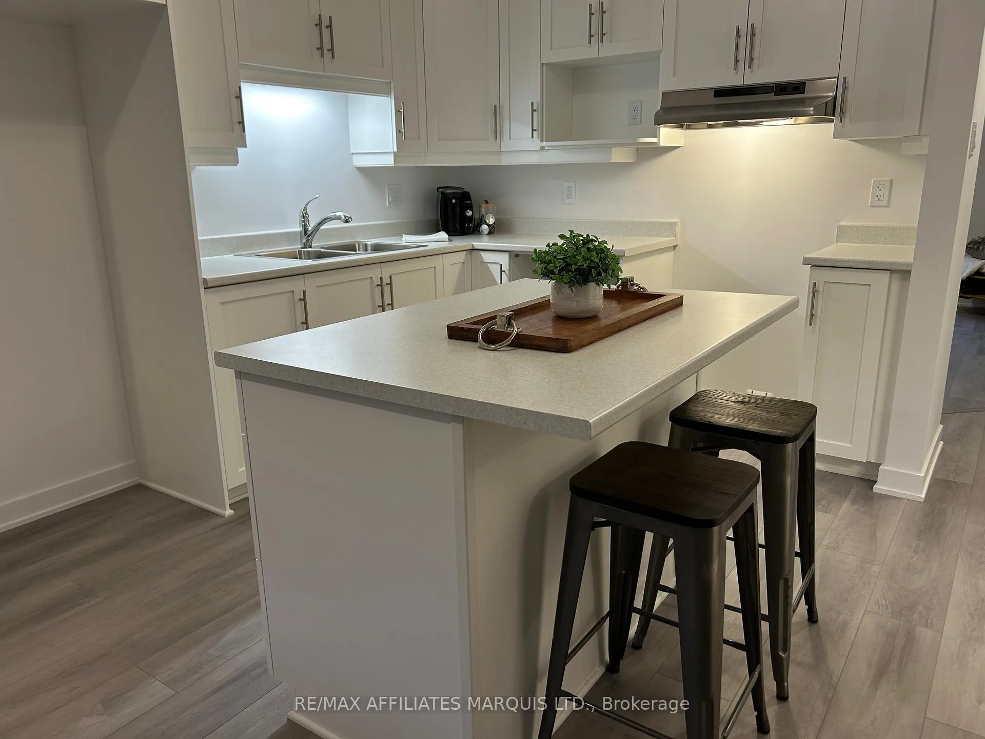 Photo 11 of Unit 205, 229 Water Street E, Cornwall — HOMEH